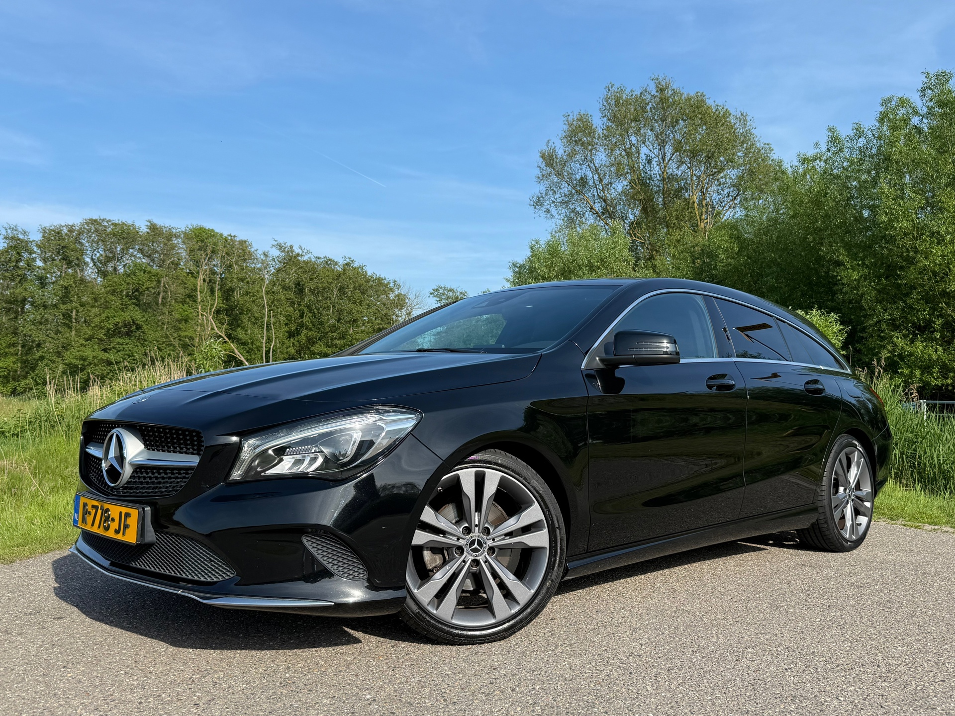 Foto van MERCEDES-BENZ CLA 180 D