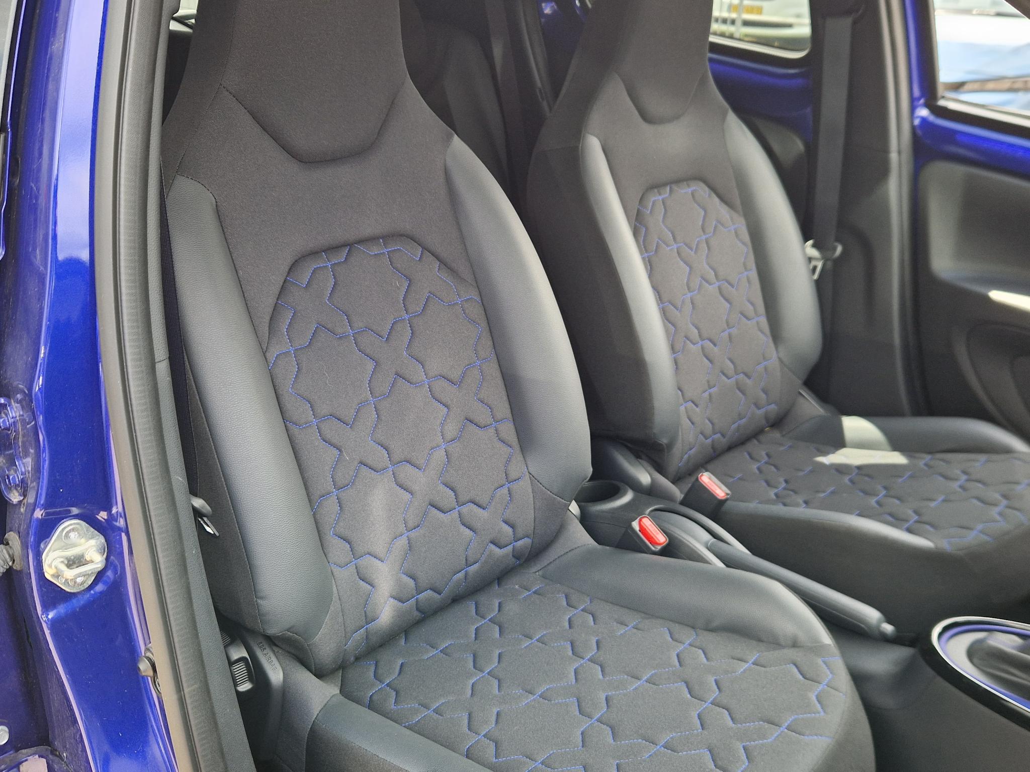 Foto van Toyota Toyota Aygo X