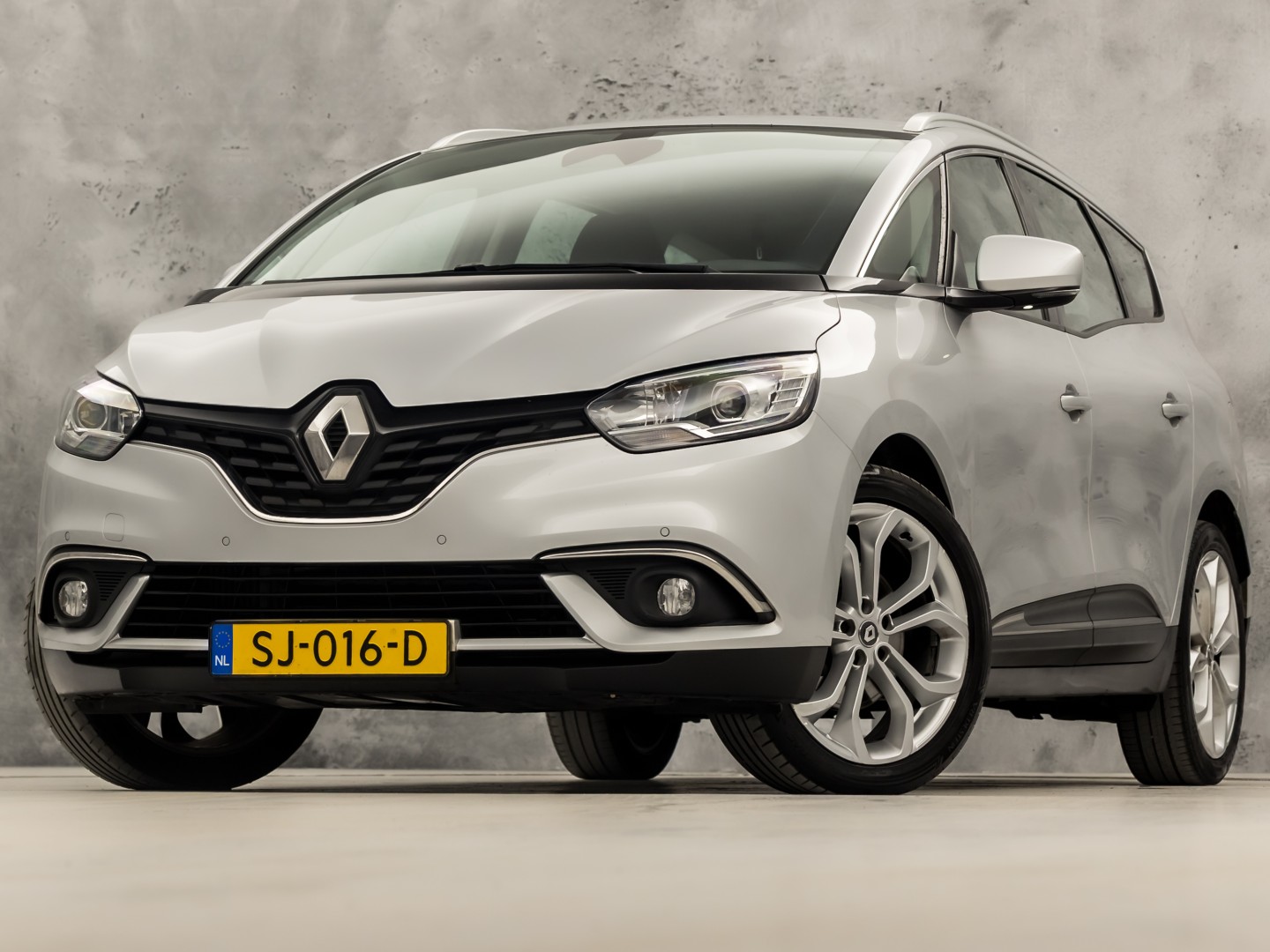 Foto van RENAULT SCENIC