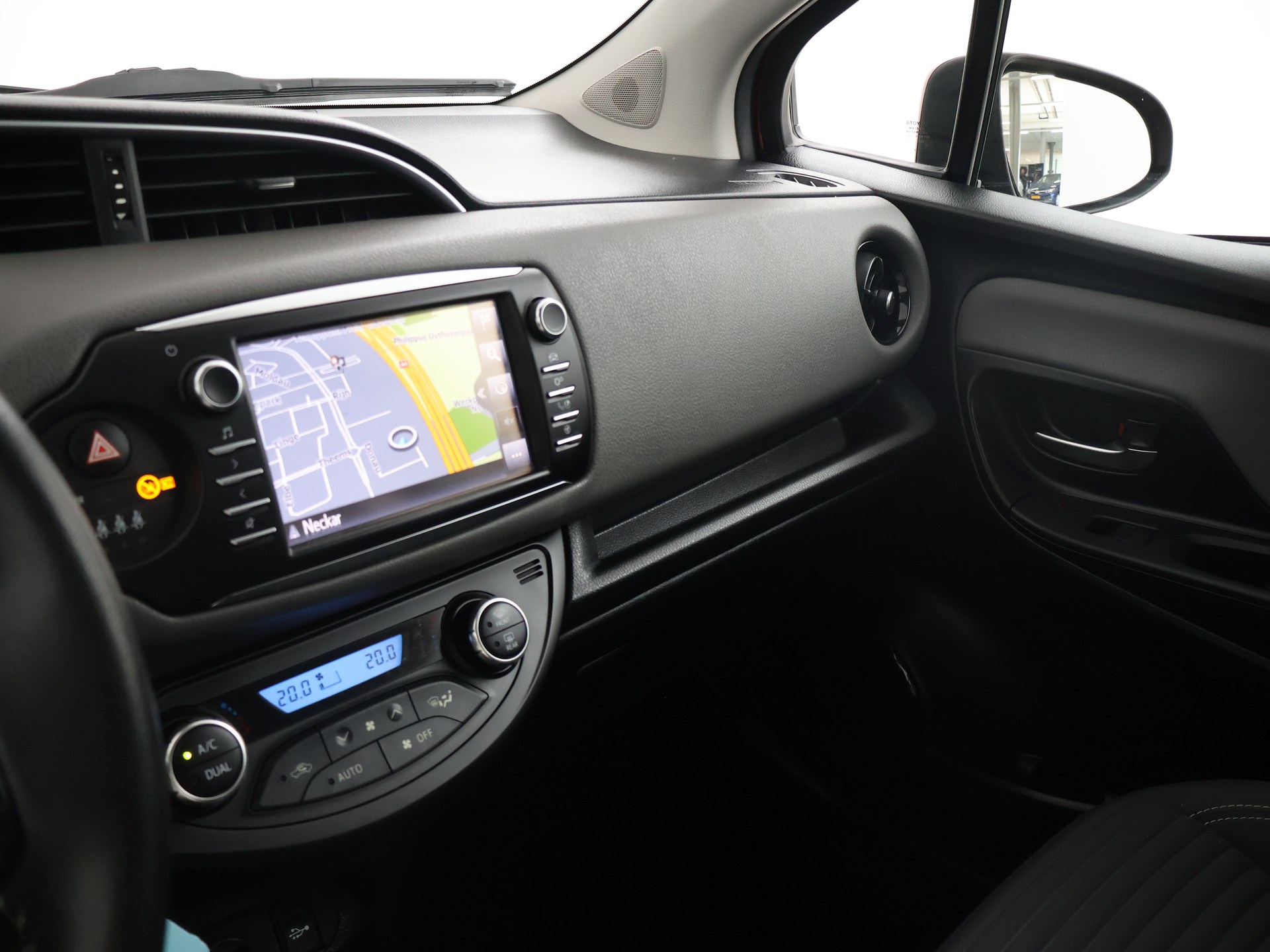 Foto van Toyota Toyota Yaris Hybrid