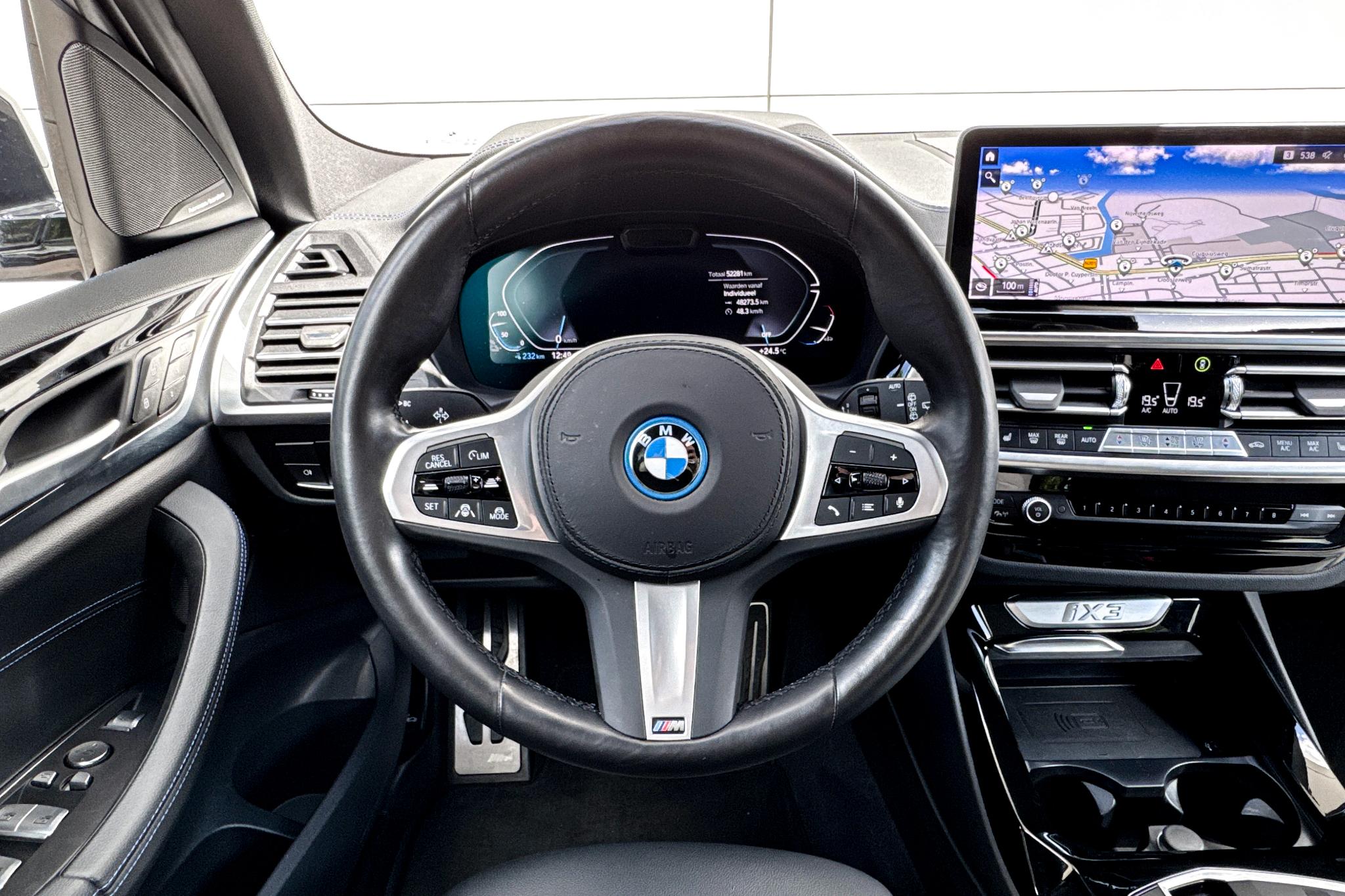 Foto van BMW Ix3