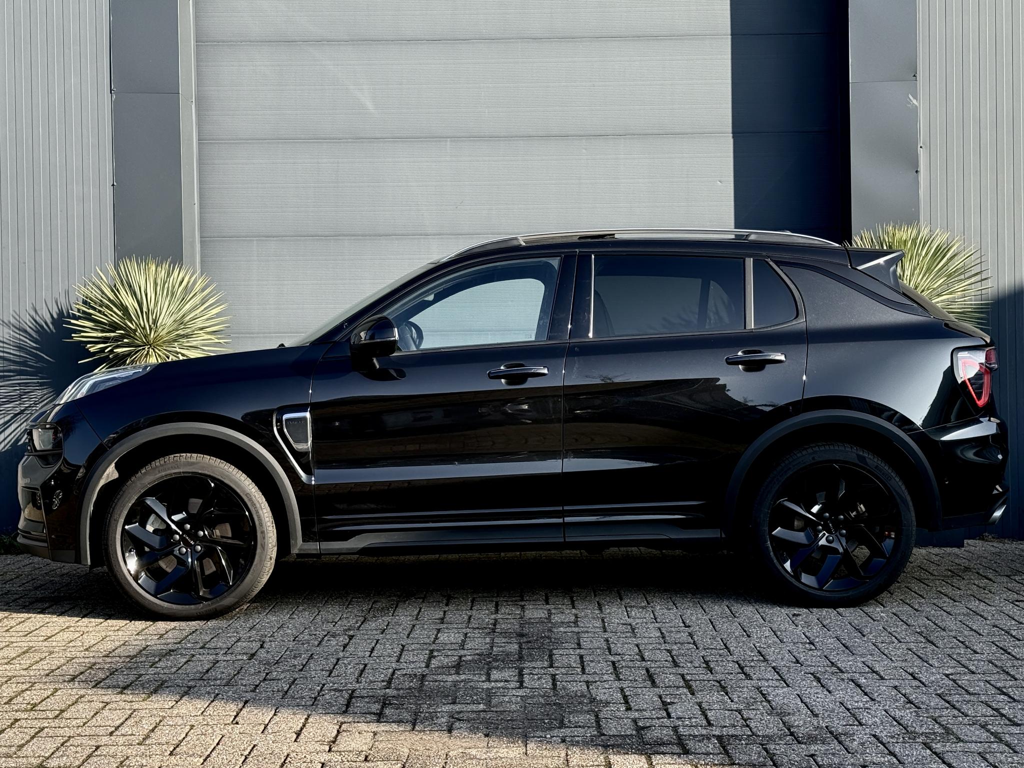 Foto van Lynk&co LYNK & Co 01