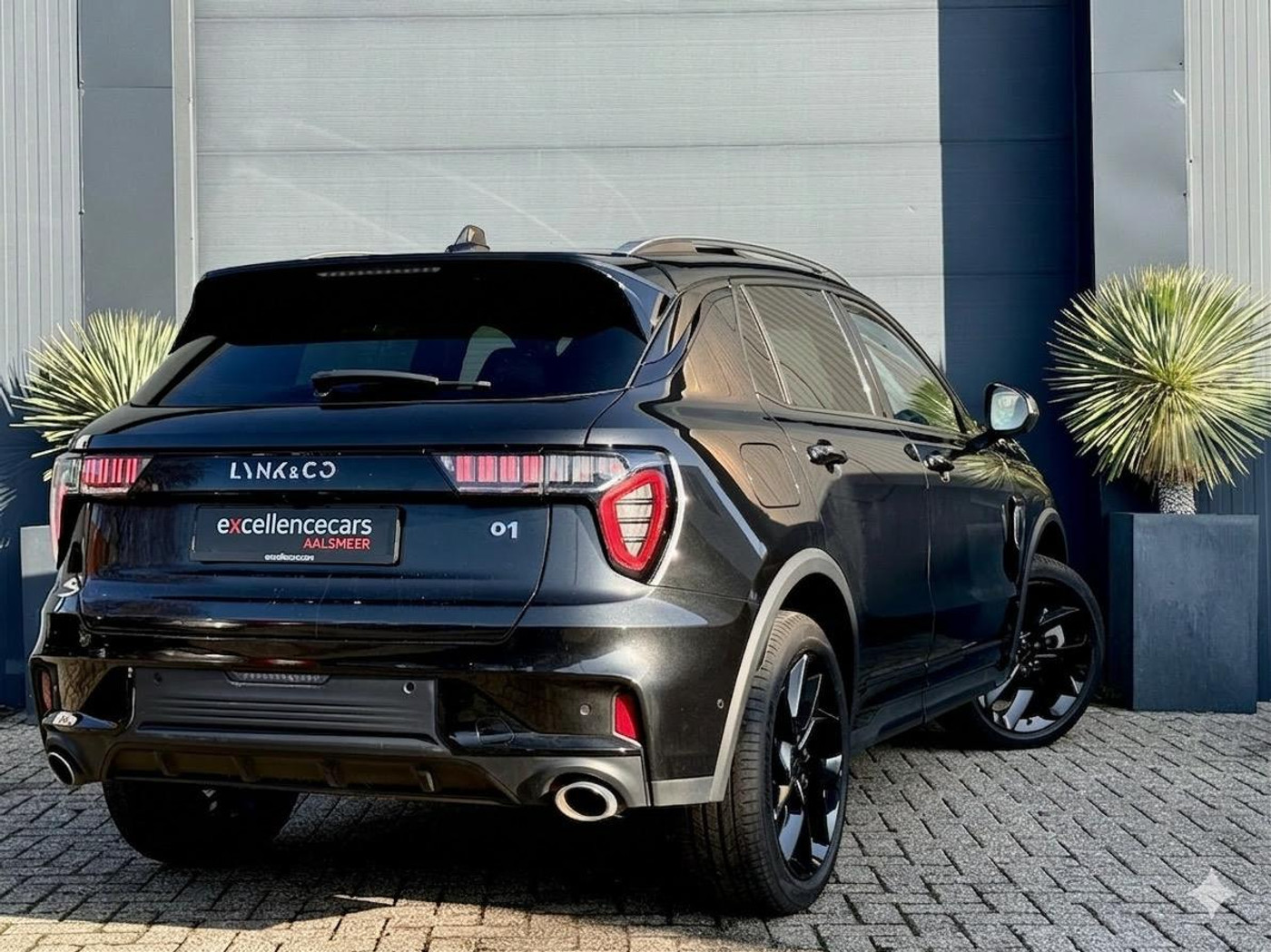 Foto van Lynk&co LYNK & Co 01