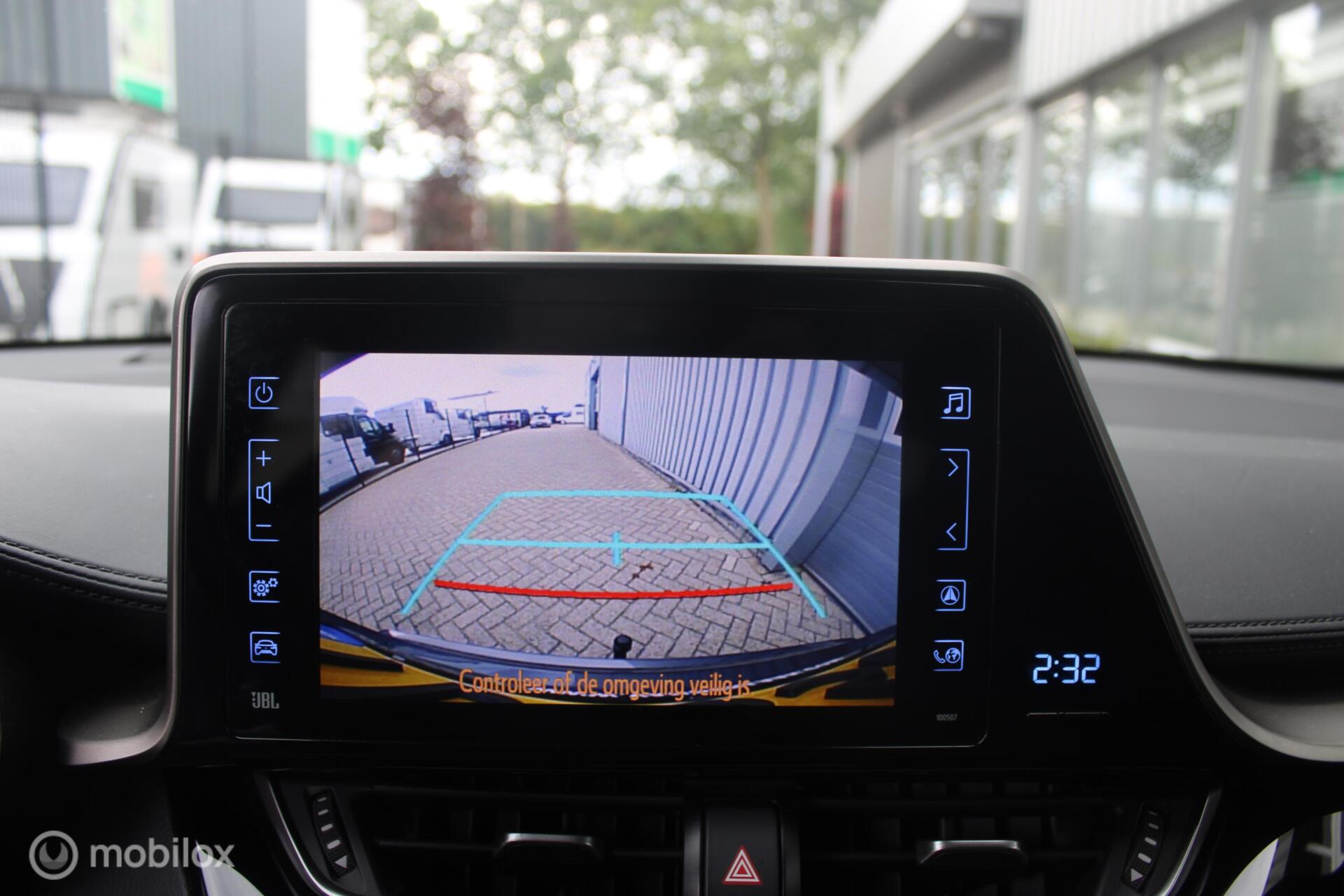 Foto van Toyota Toyota C-hr