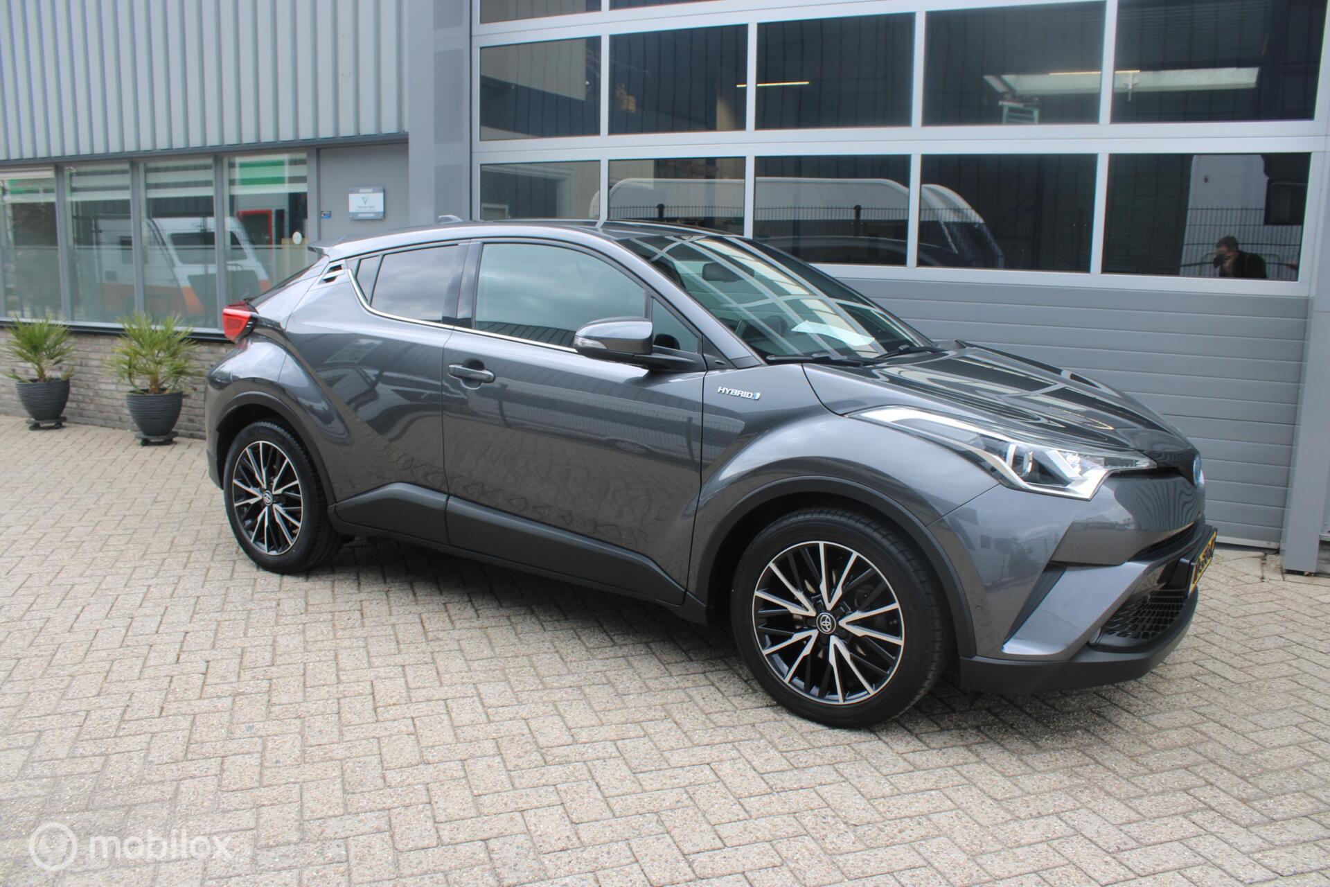 Foto van Toyota Toyota C-hr