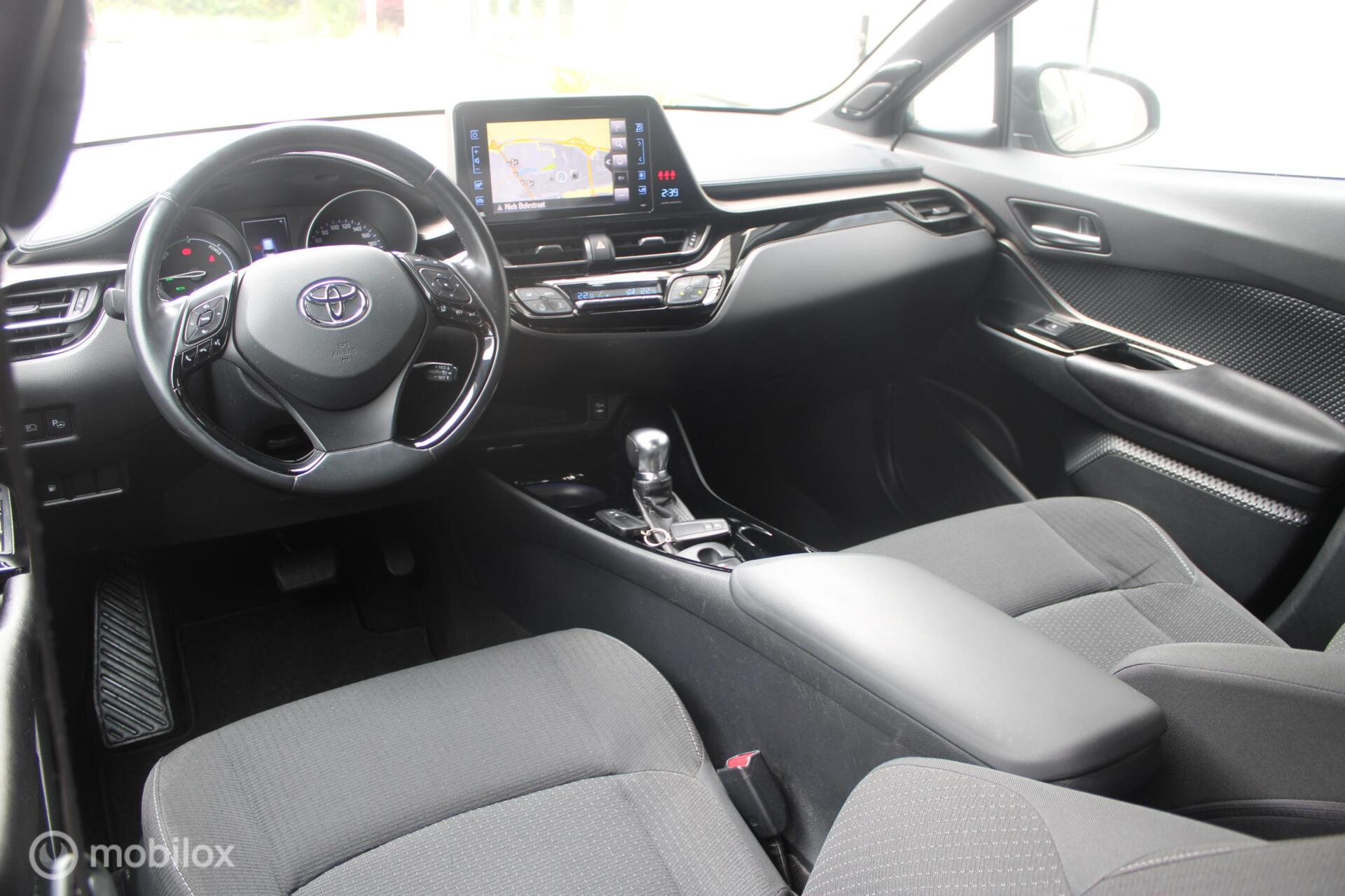 Foto van Toyota Toyota C-hr
