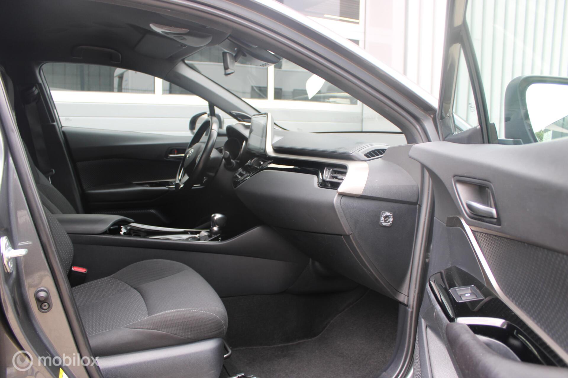 Foto van Toyota Toyota C-hr