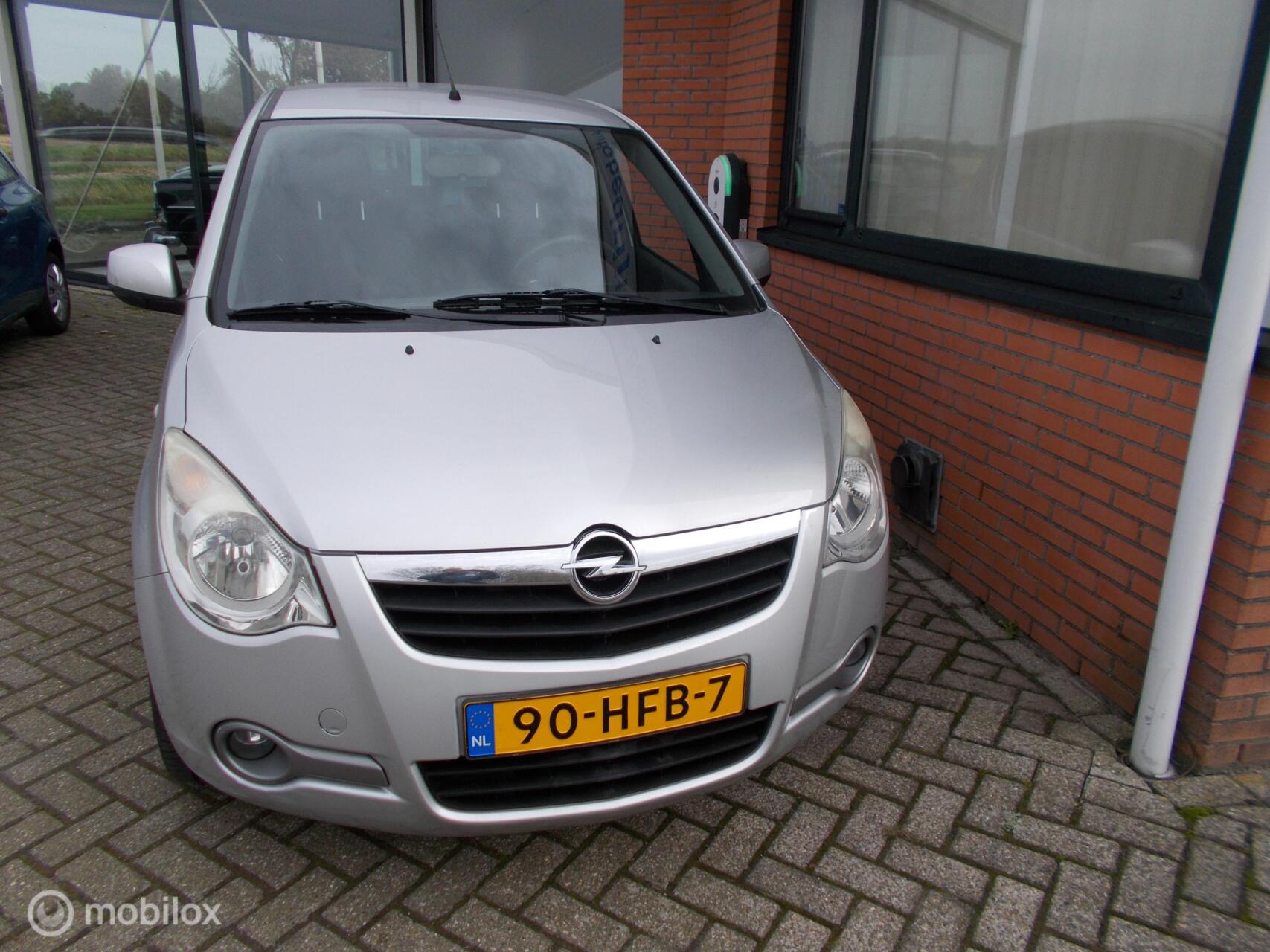 Foto van Opel Agila