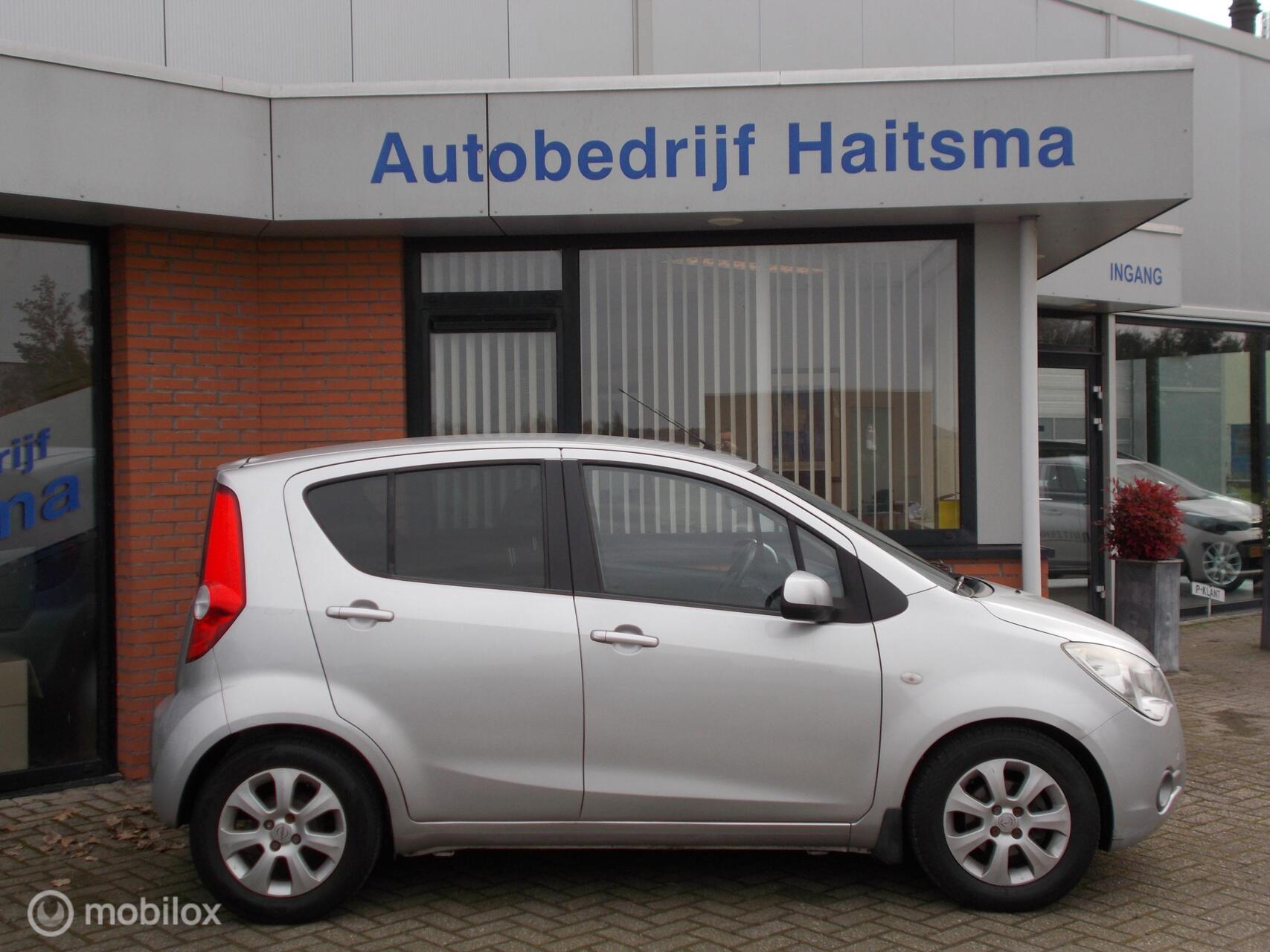 Foto van Opel Agila