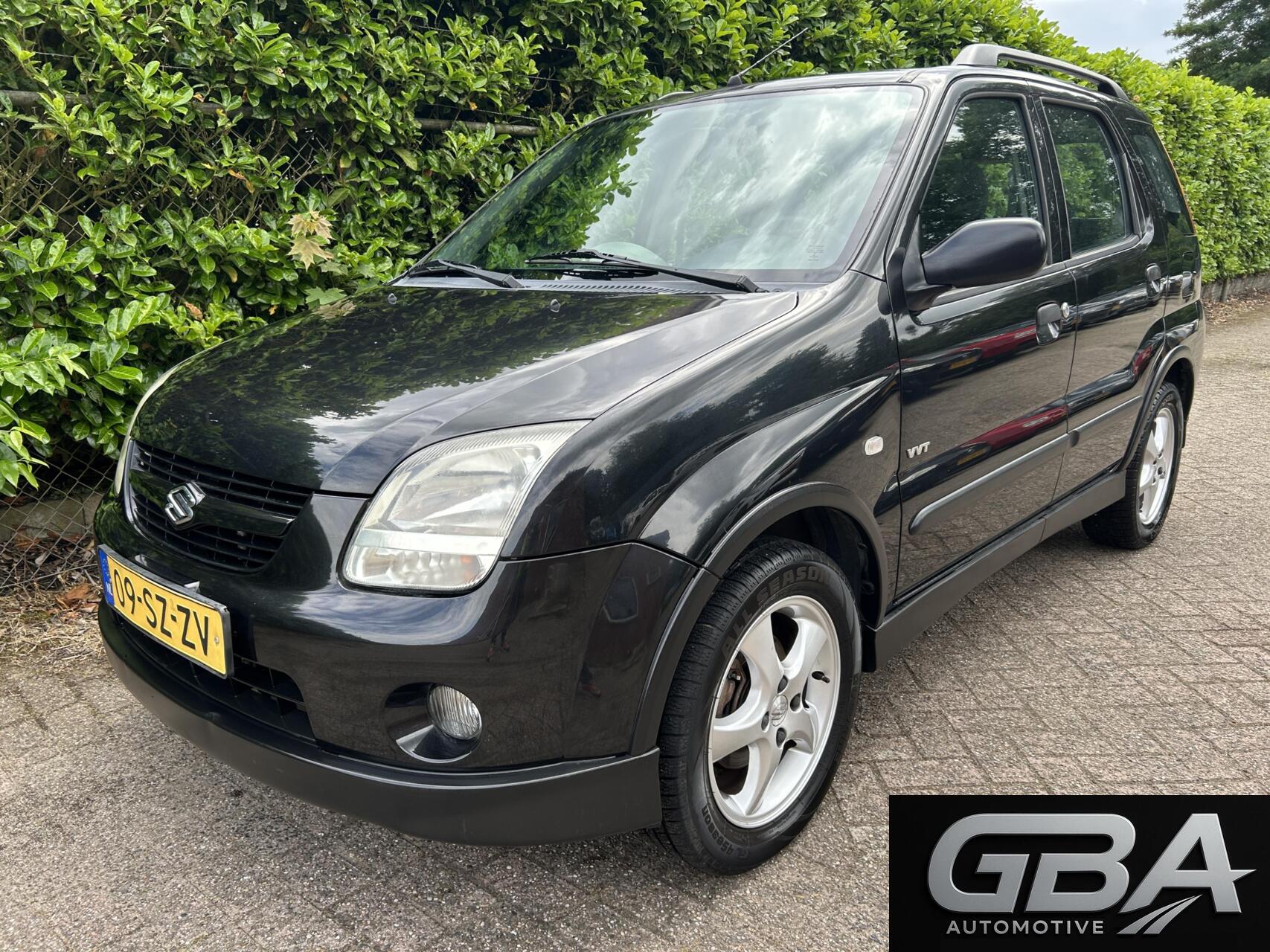 Suzuki Ignis 1.3-16V FreeStyle 5-Deurs APK t/m 26-06-2027! 2006 - voorkant