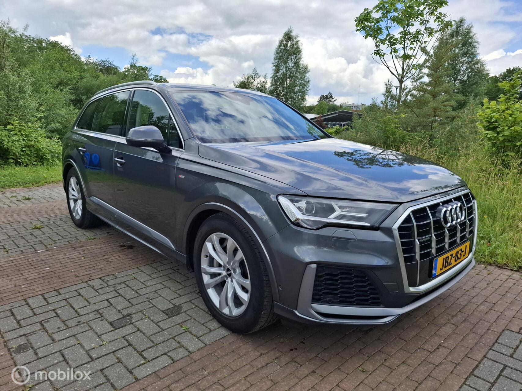 Audi Q7 55 TFSI E 55 TFSI e Quattro Pro Line S / LEER / Luchtvering 2021 - voorkant