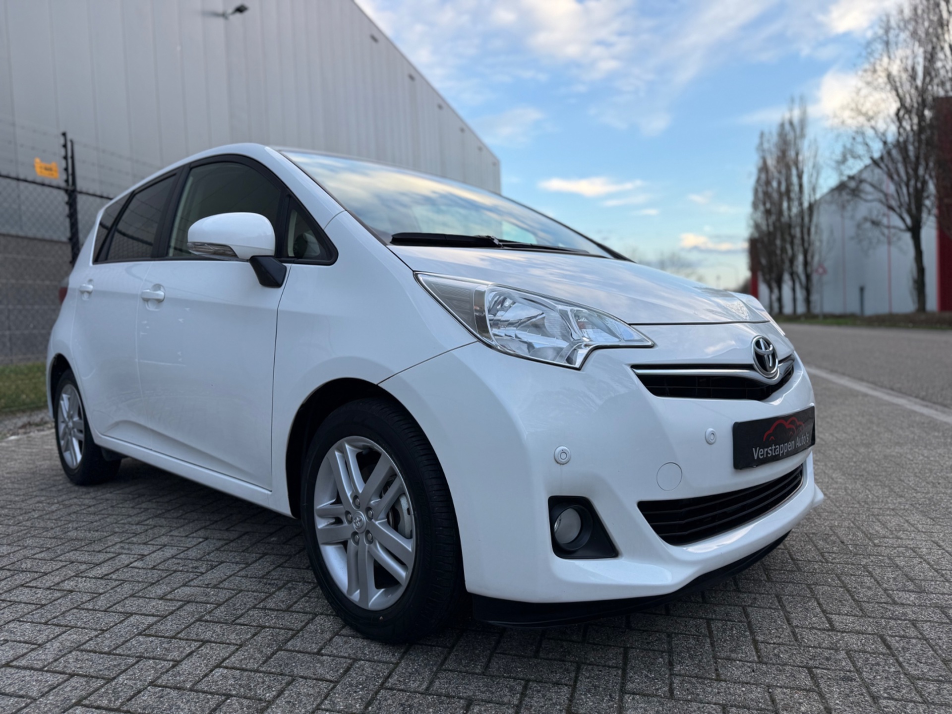 Foto van Toyota Verso-s