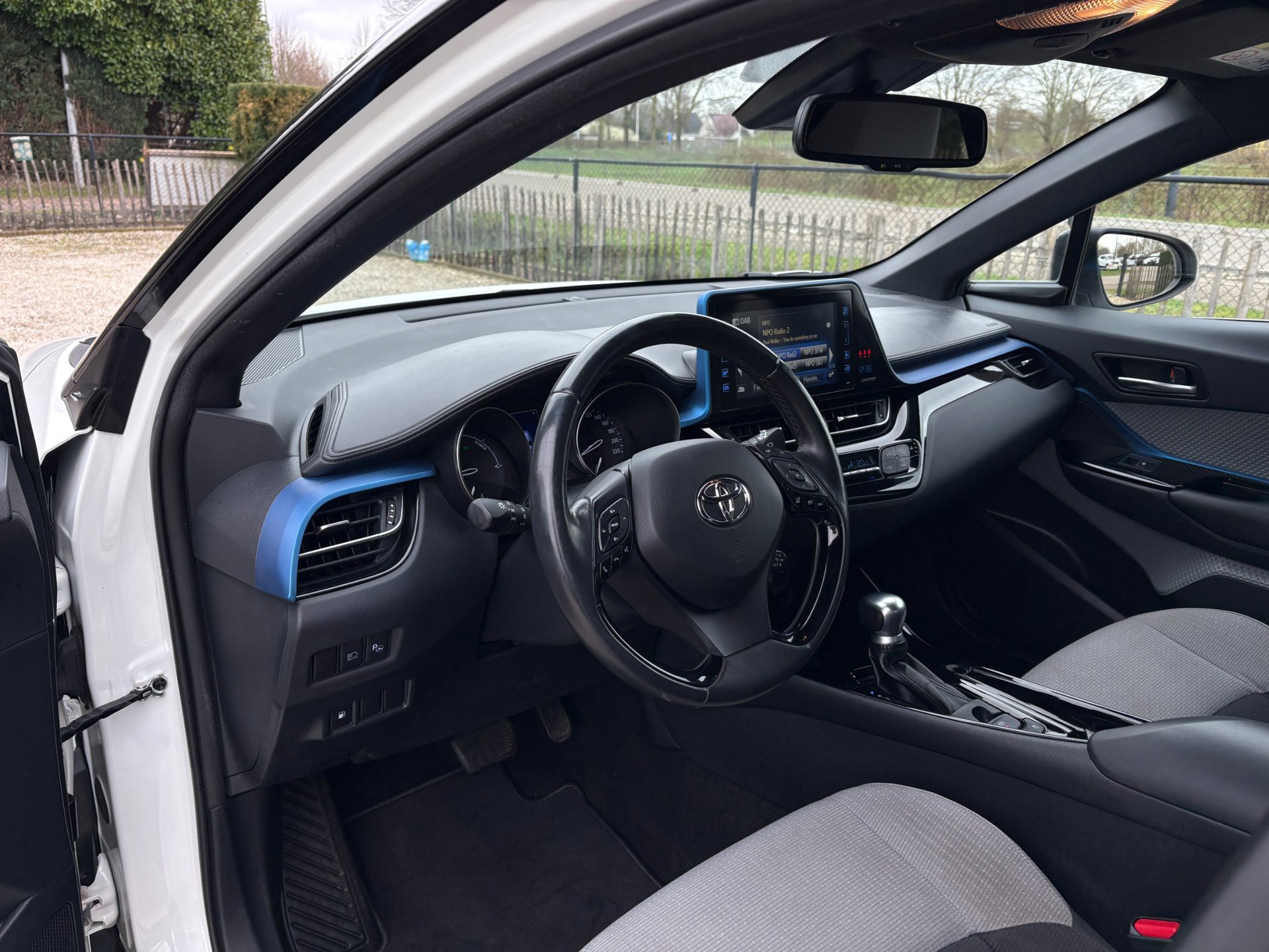Foto van Toyota C-hr