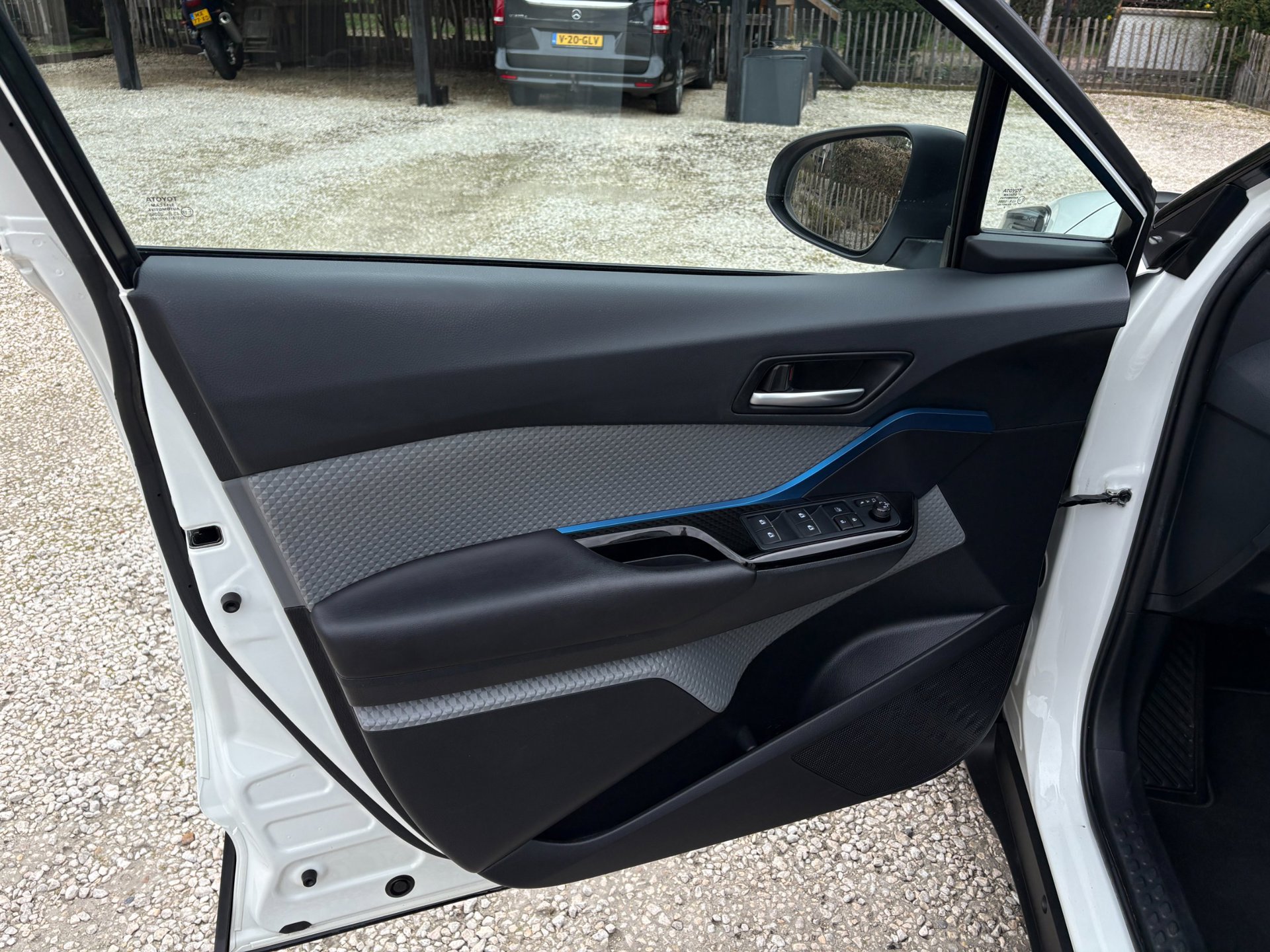 Foto van Toyota C-hr