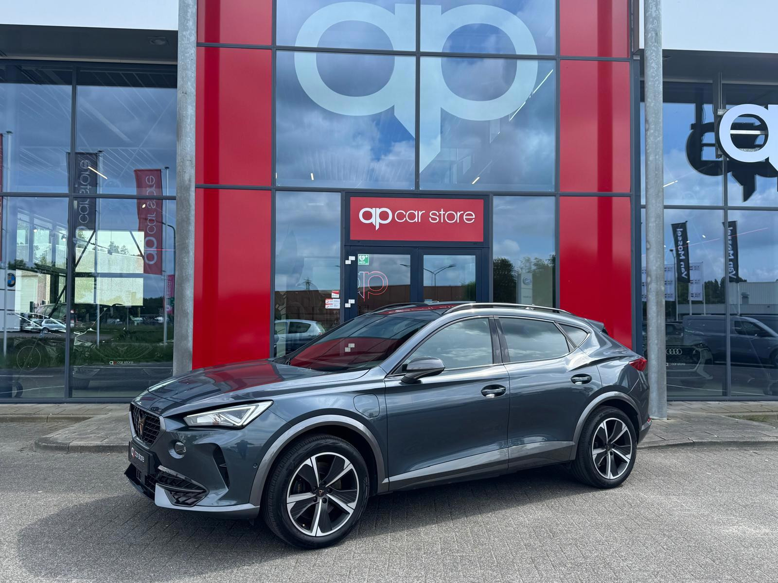 Foto van CUPRA FORMENTOR VZ E-HYBRID