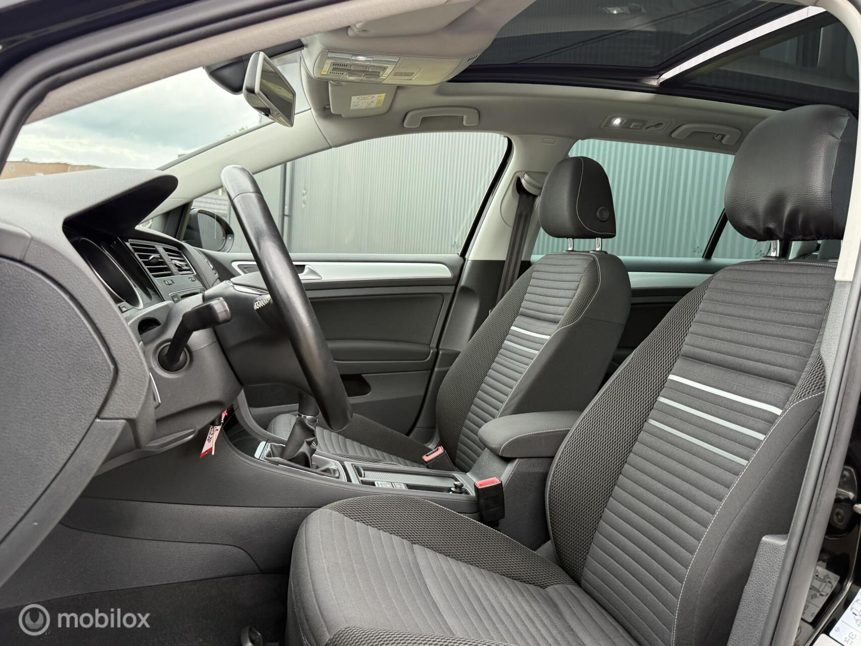 Foto van Volkswagen Golf Variant