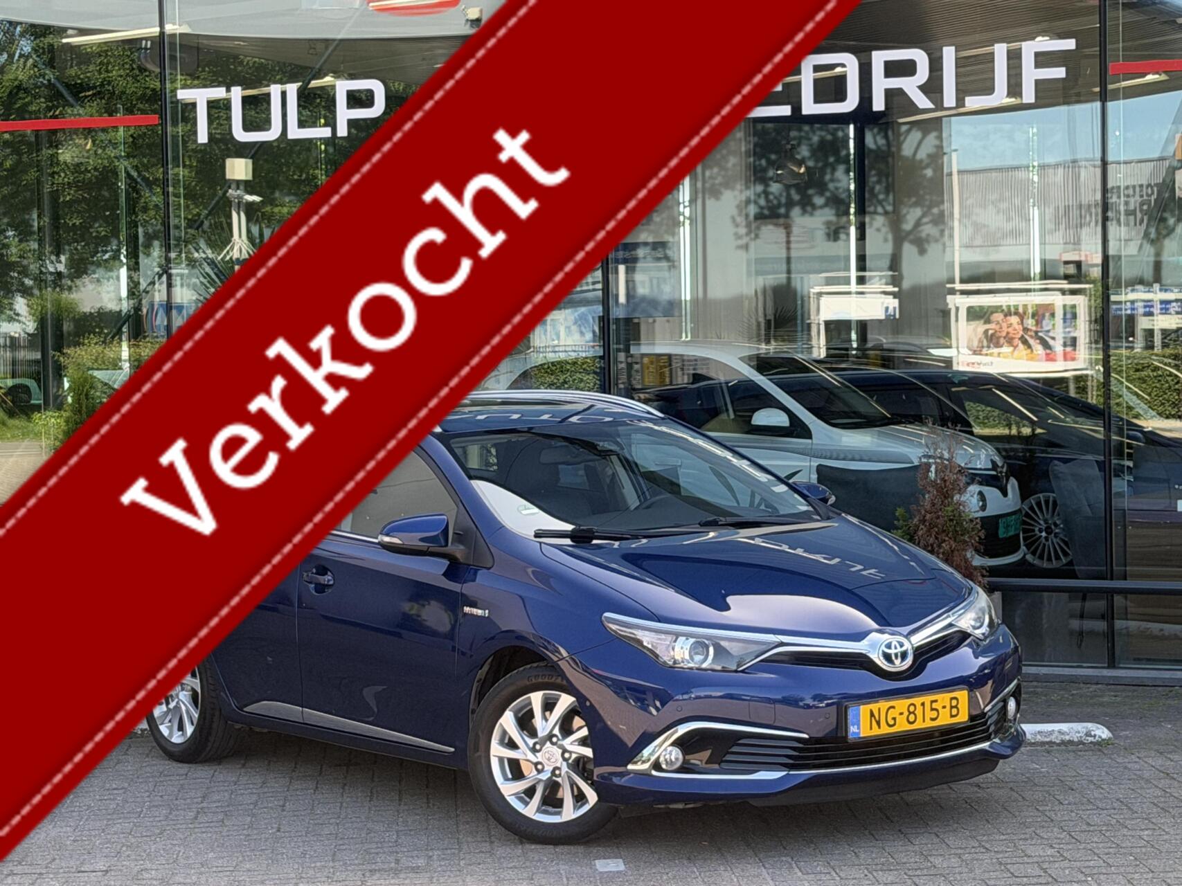 Toyota Toyota Auris 1.8 Hybrid Executive 2017 Navi clima camera 2017 - voorkant