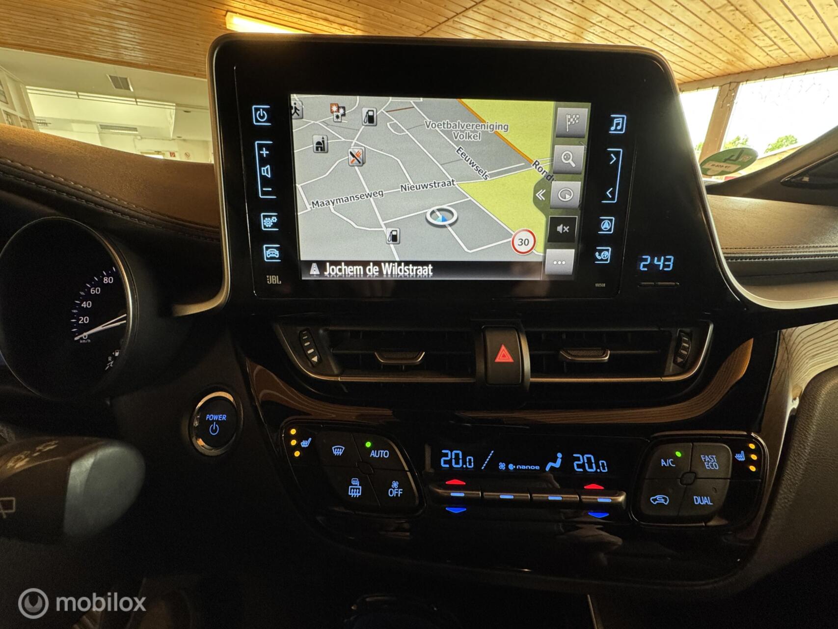 Foto van Toyota Toyota C-hr