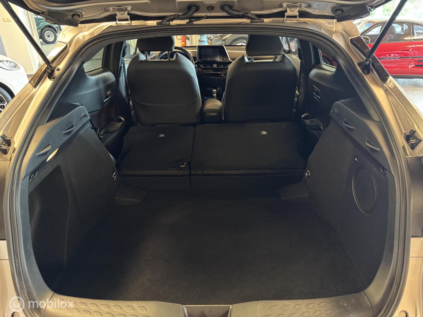 Foto van Toyota Toyota C-hr