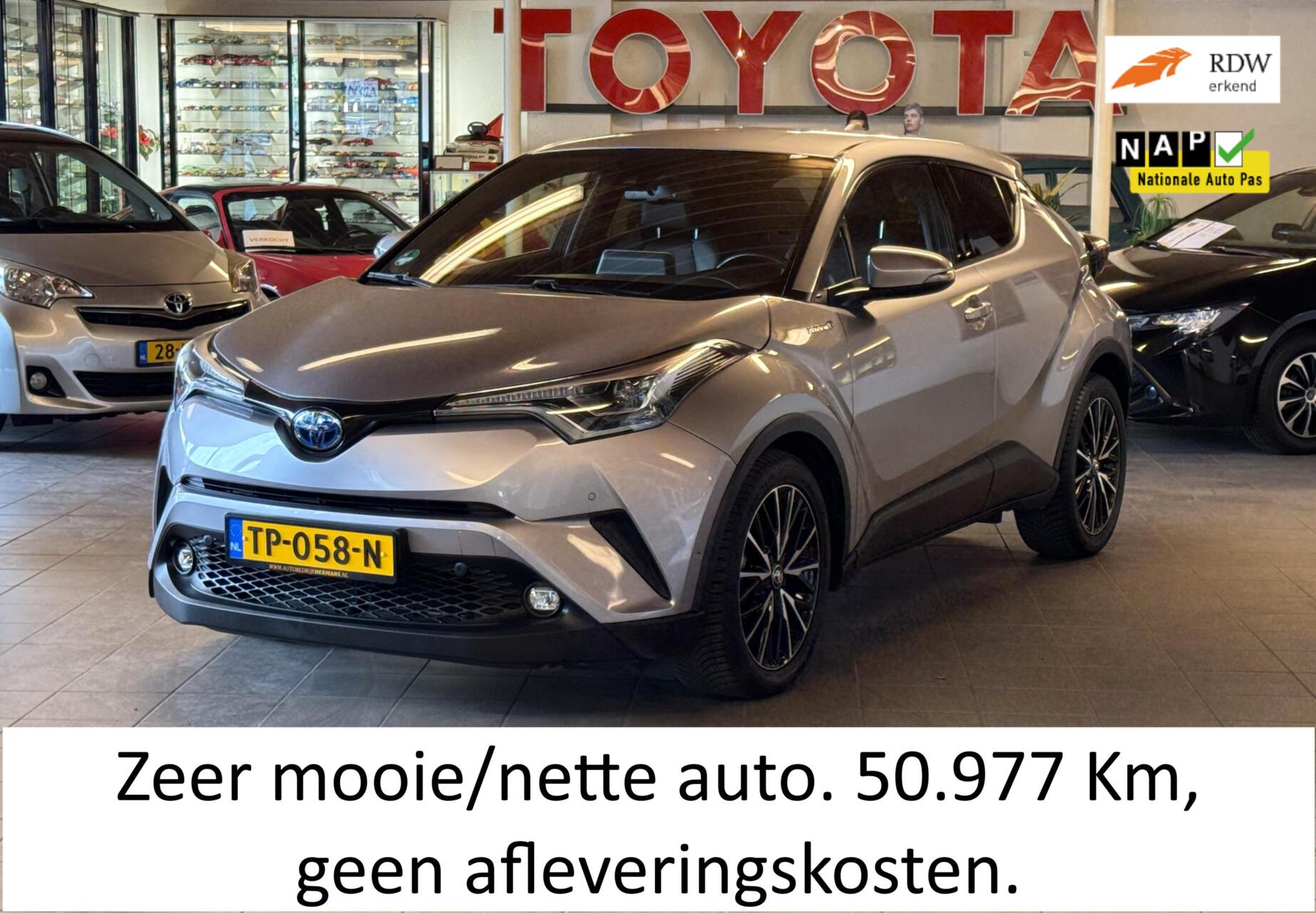 Toyota Toyota C-hr 1.8 Hybrid 50.977 KM! met autopas, Navi, stoel/stuur verwarming 2018 - voorkant