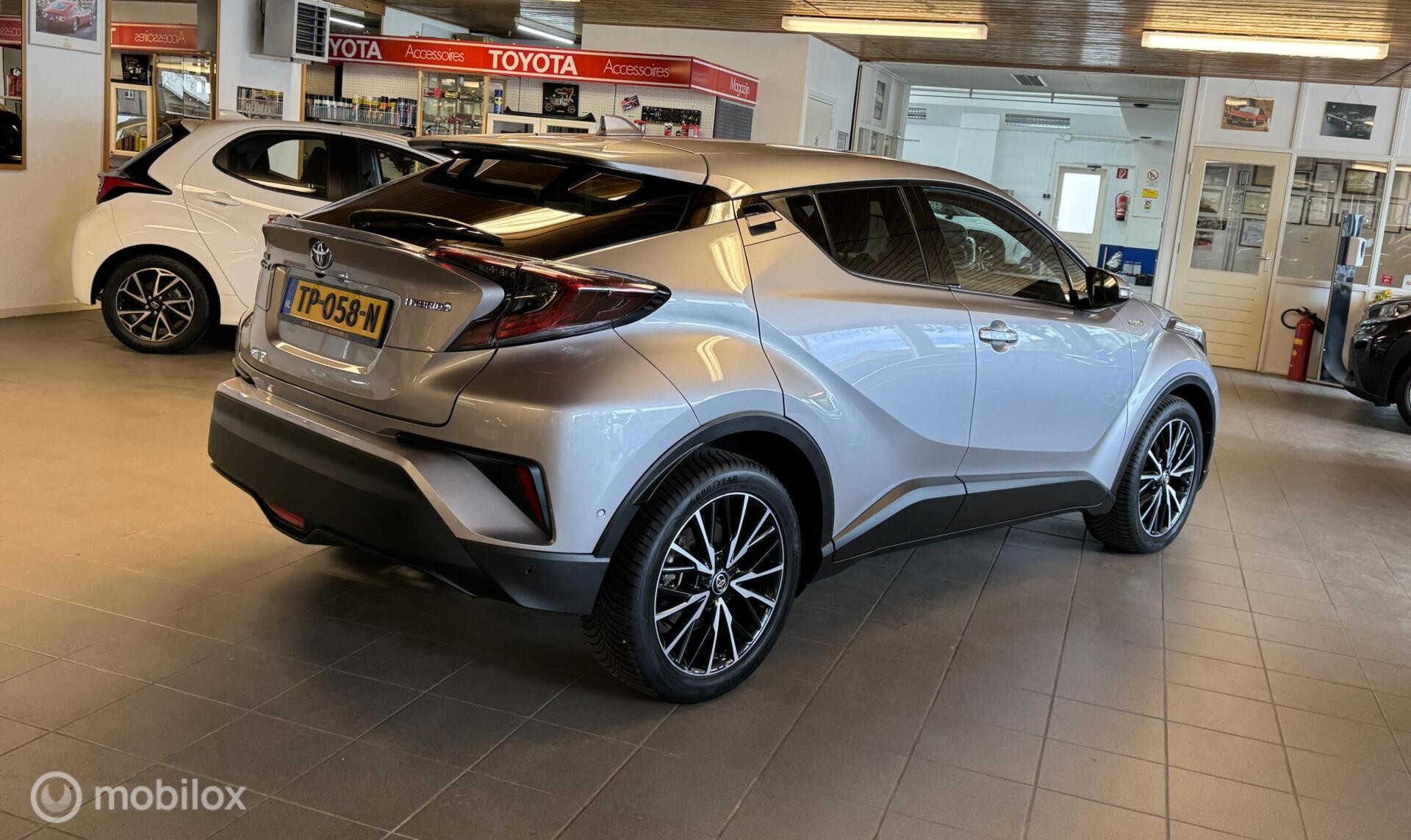 Foto van Toyota Toyota C-hr