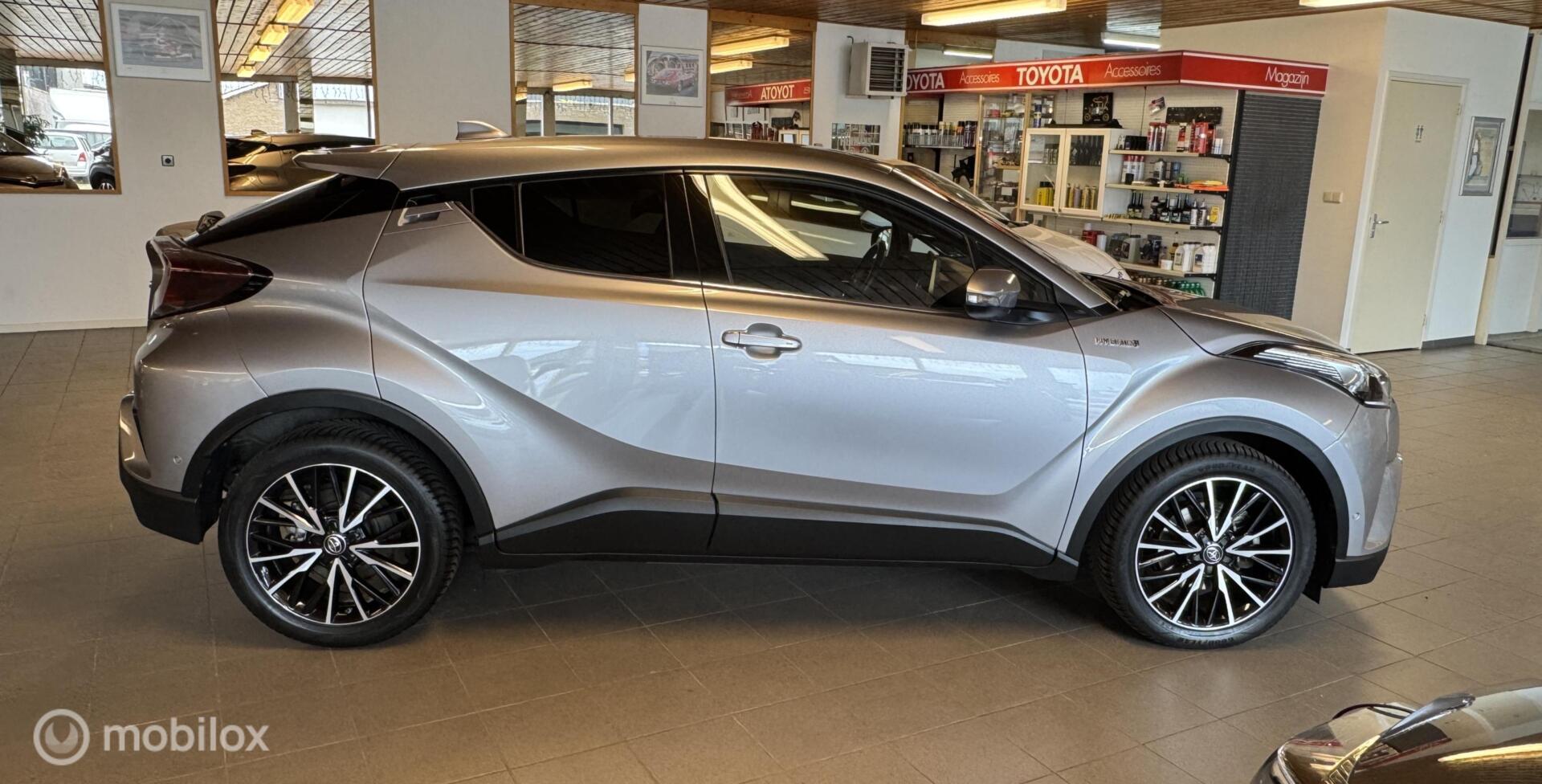 Foto van Toyota Toyota C-hr