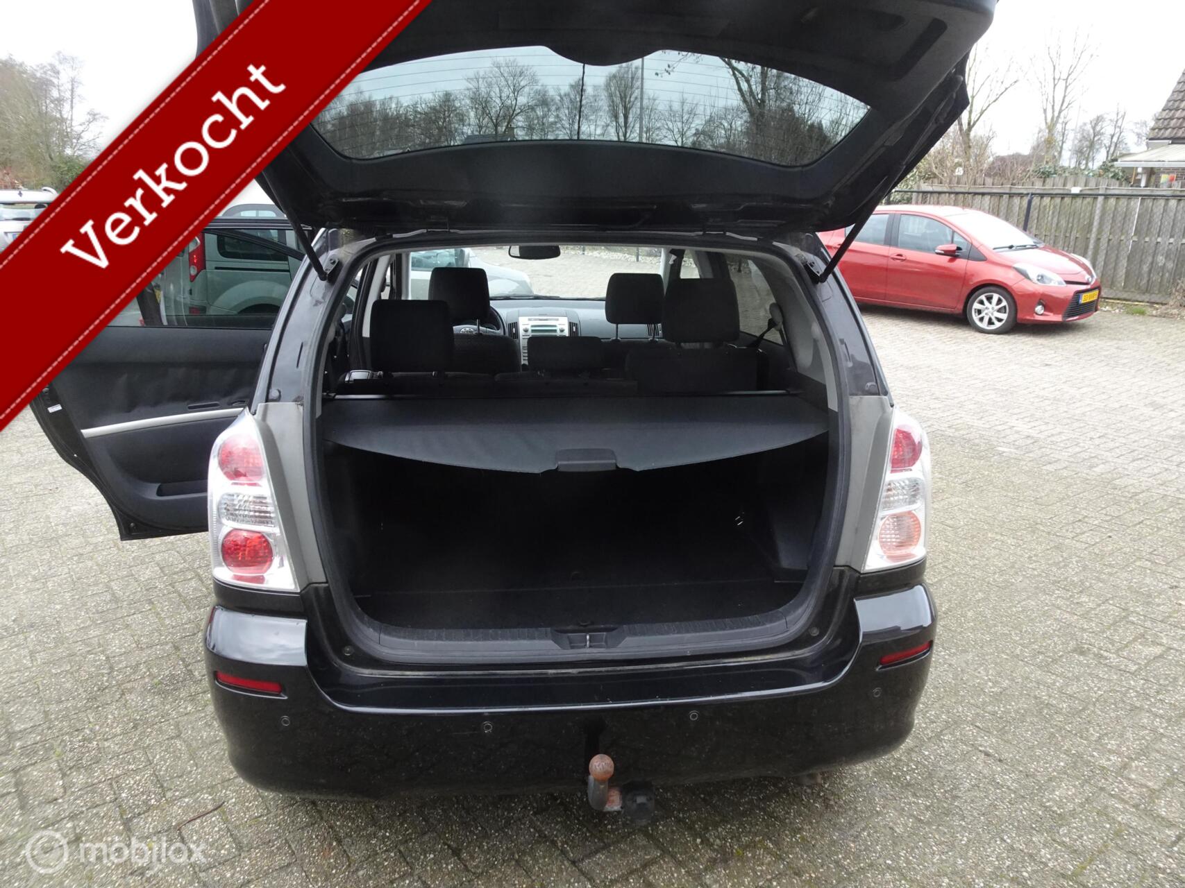 Foto van Toyota Toyota Corolla Verso
