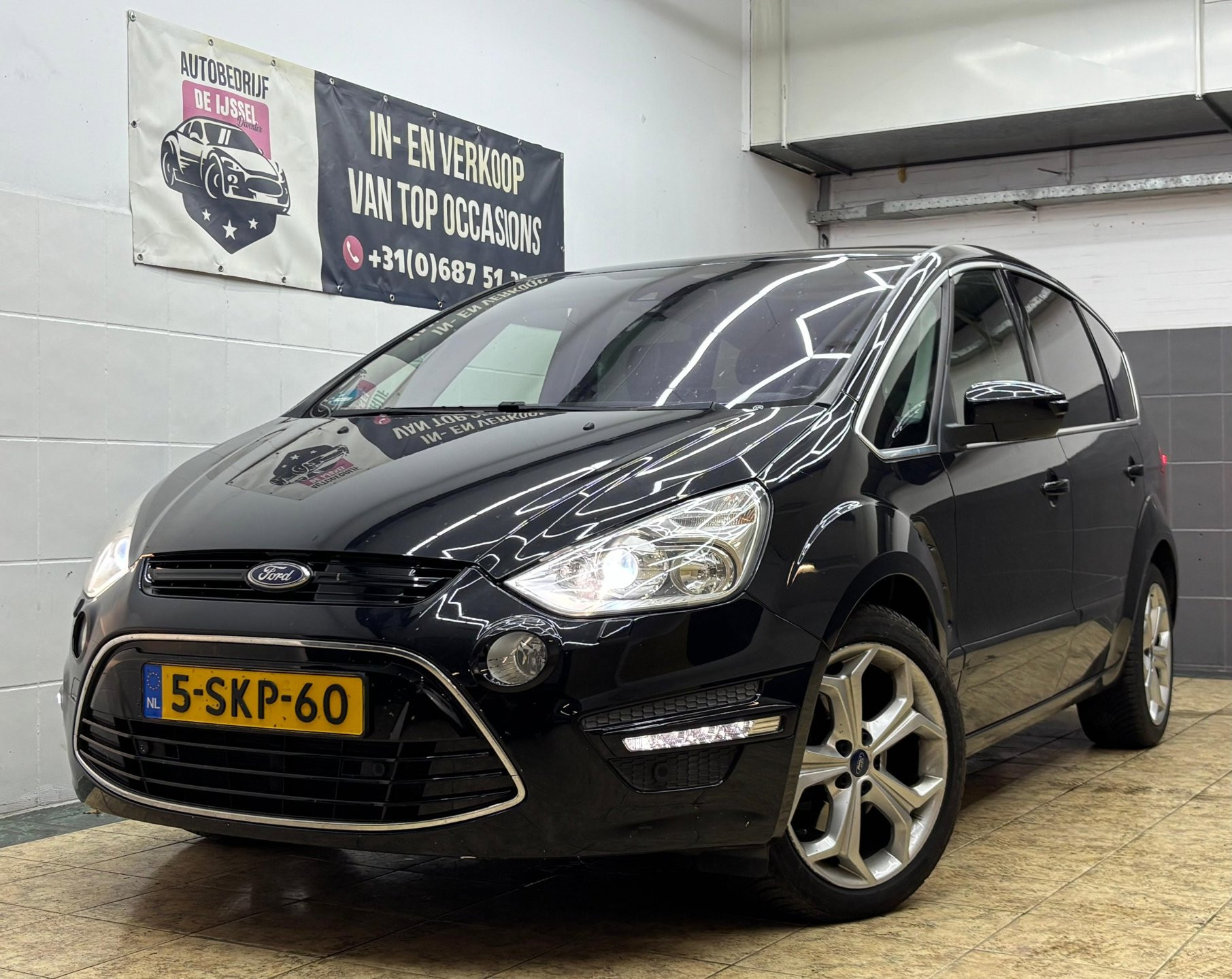 Ford S-max 2.0 E-Boost S Edition 7p./RIJKLAAR/BOM VOL /TOP STAAT/ 2DE Eigenaar 2013 - voorkant