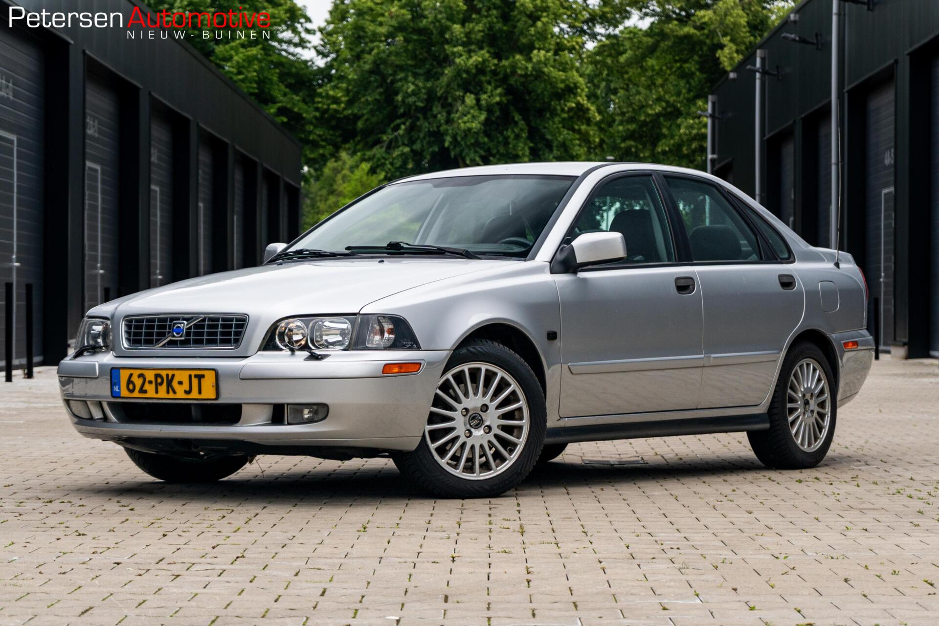 Volvo S40 2.0 Europa Prestige *Leder* Cruise* Stoelverwarming* 2004 - voorkant