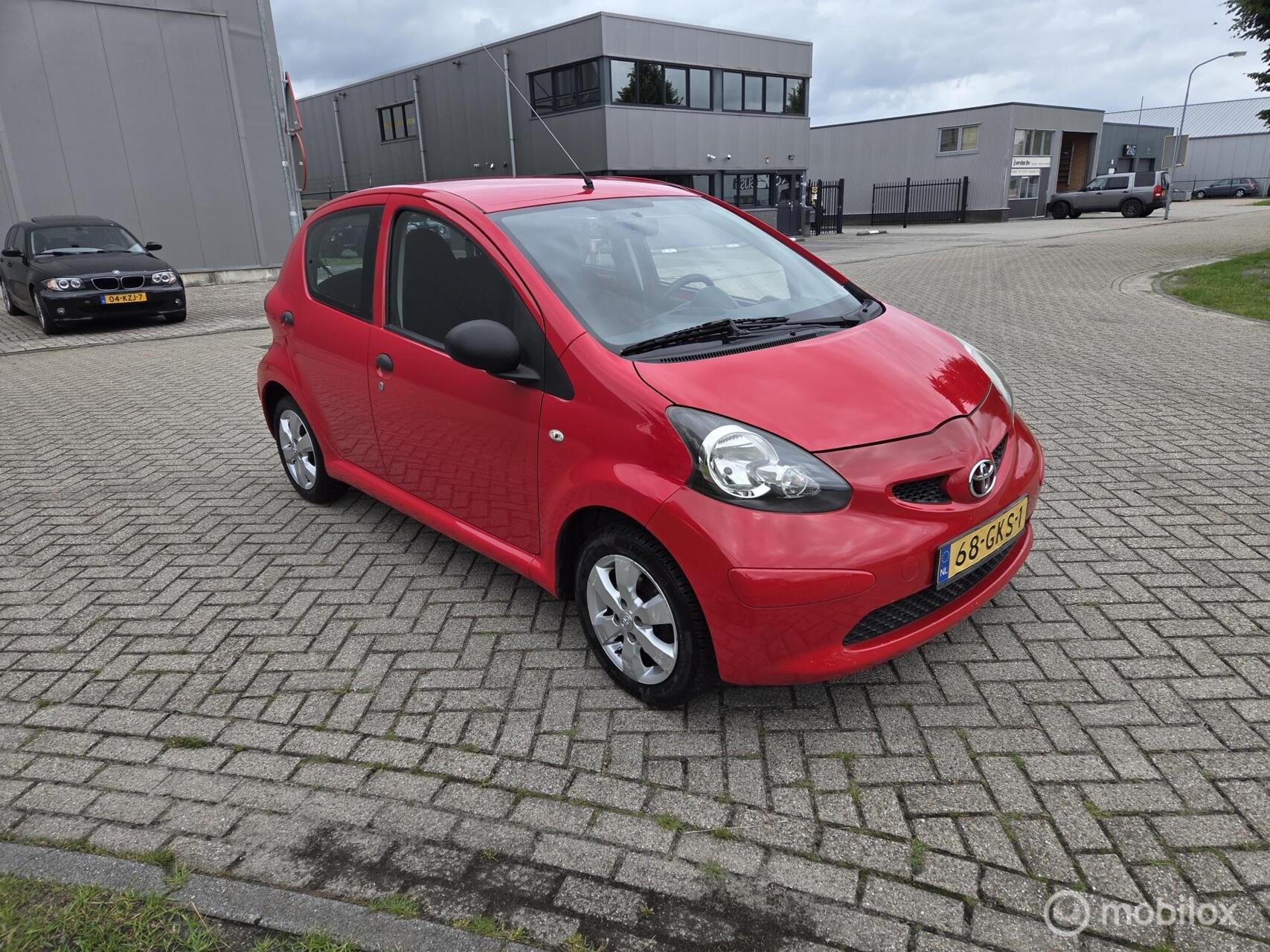 Toyota Toyota Aygo 1.0-12V 2008 - voorkant