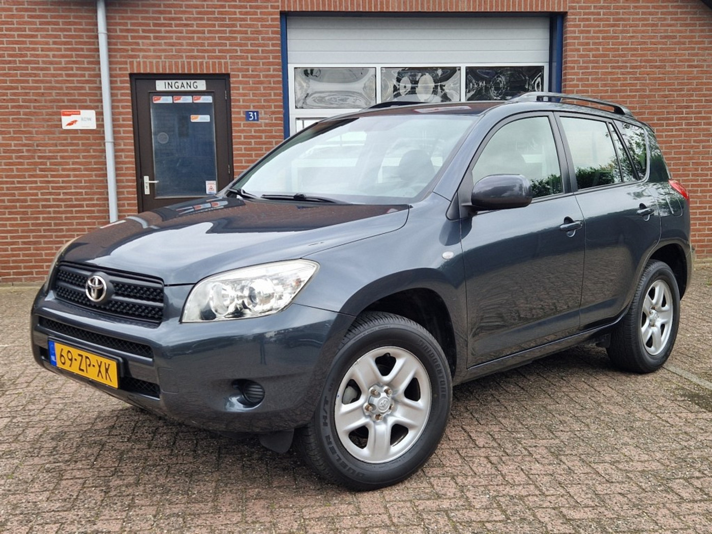 Foto van TOYOTA TOYOTA RAV4