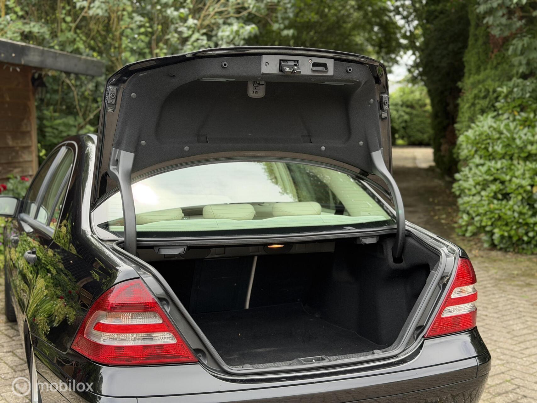 Foto van Mercedes-Benz C 200 CDI