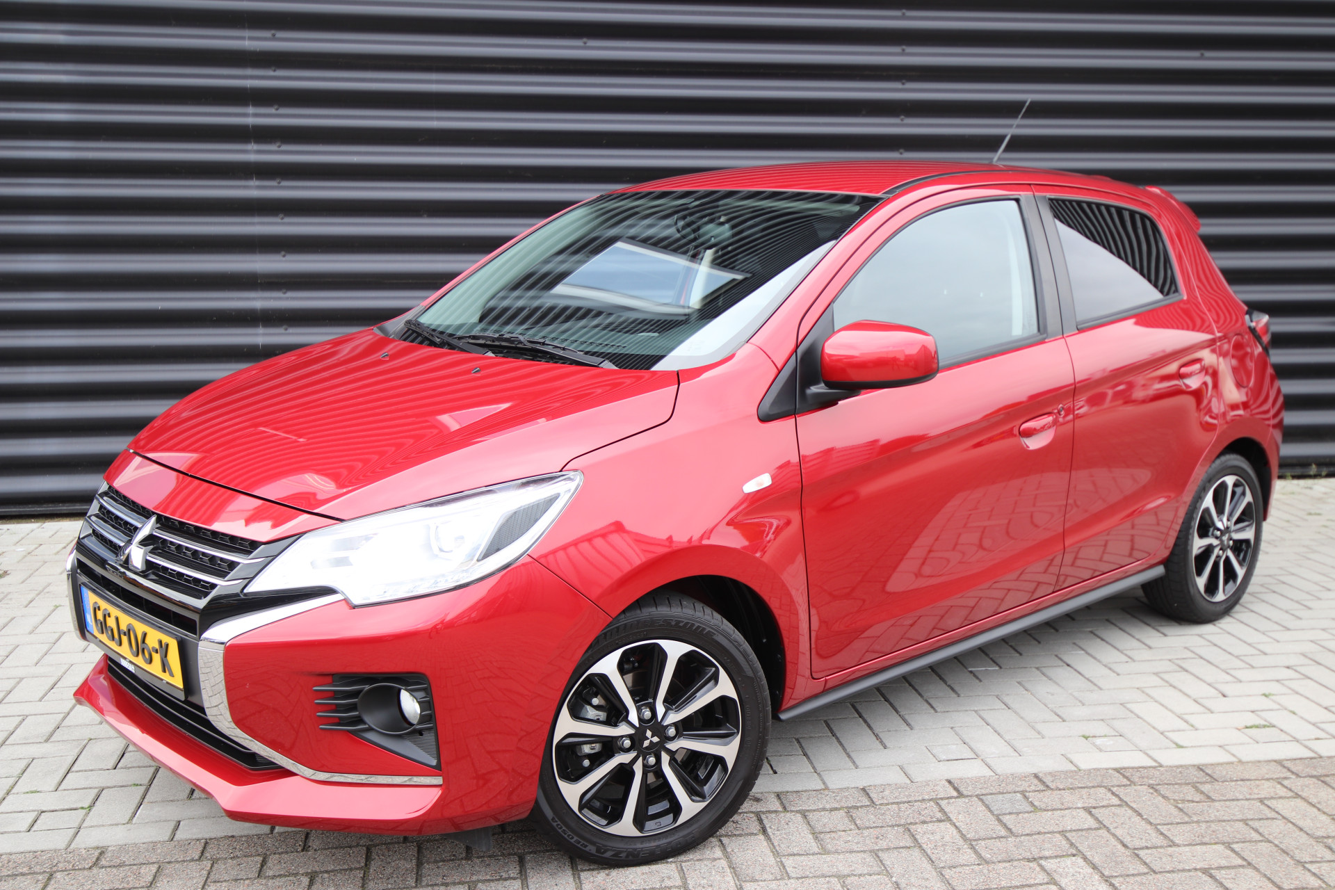 Foto van Mitsubishi Space Star