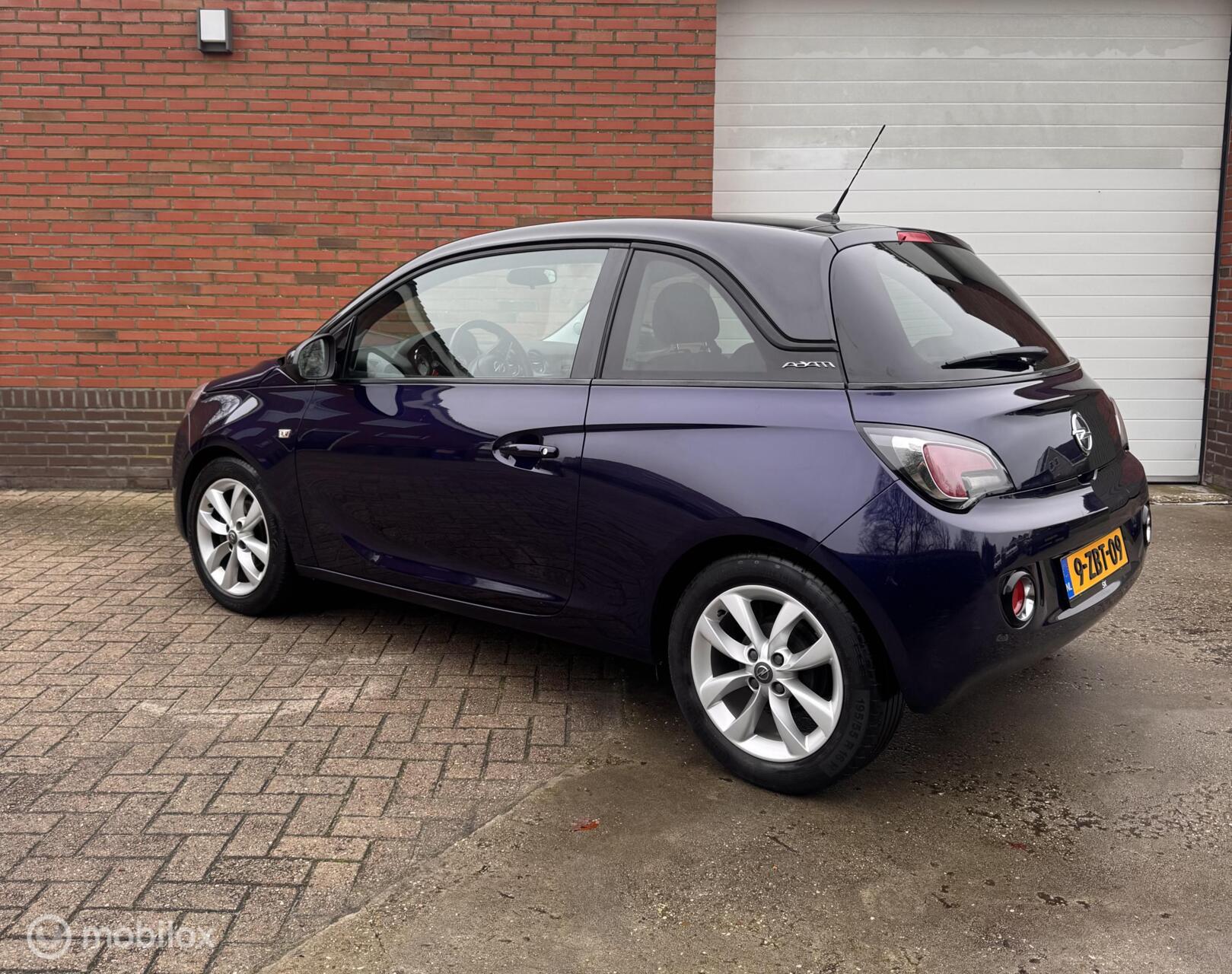 Foto van Opel Adam