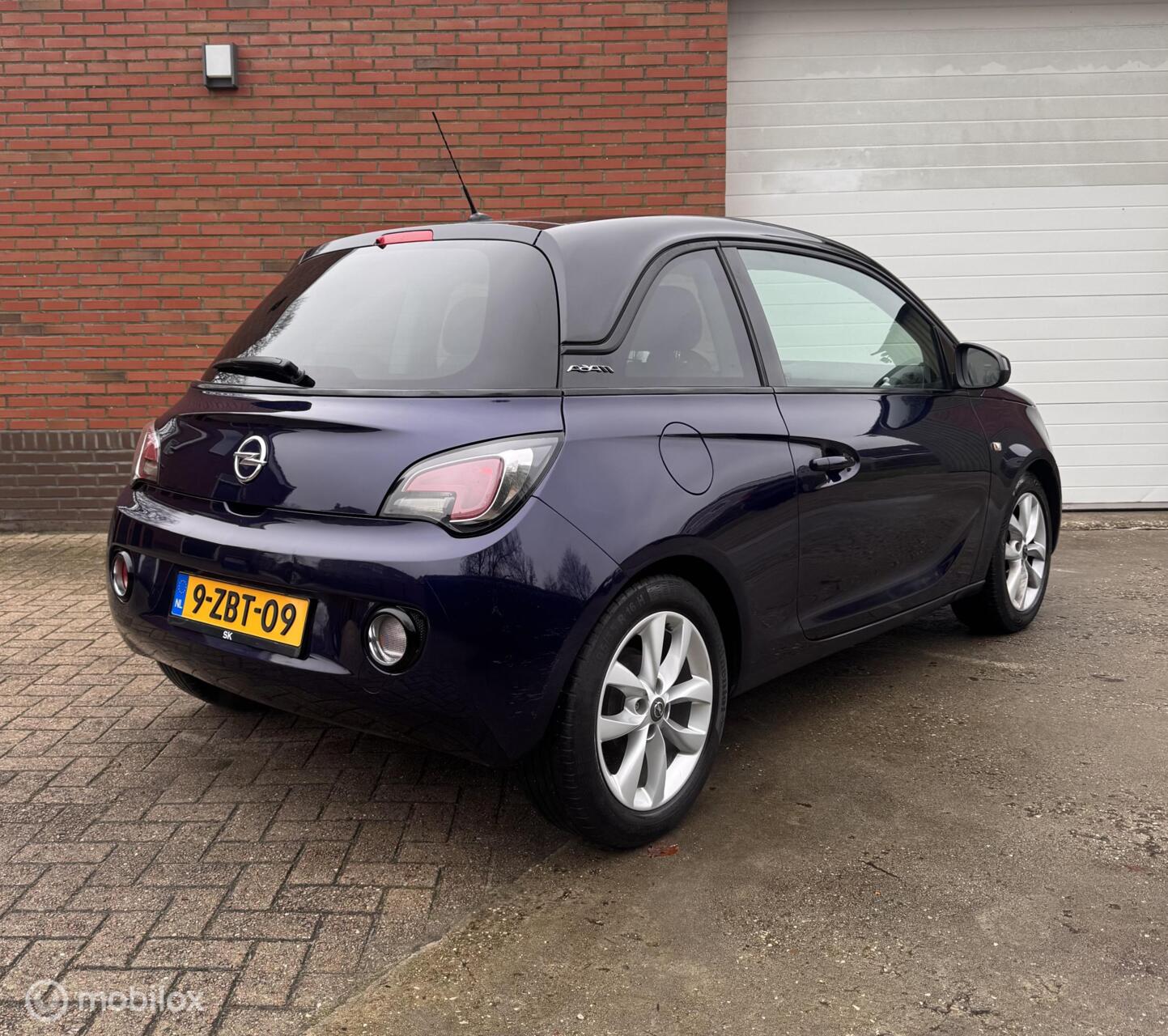 Foto van Opel Adam
