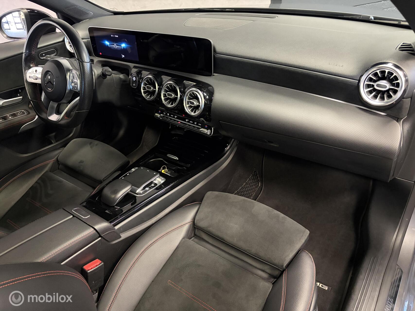 Foto van Mercedes-Benz A 250