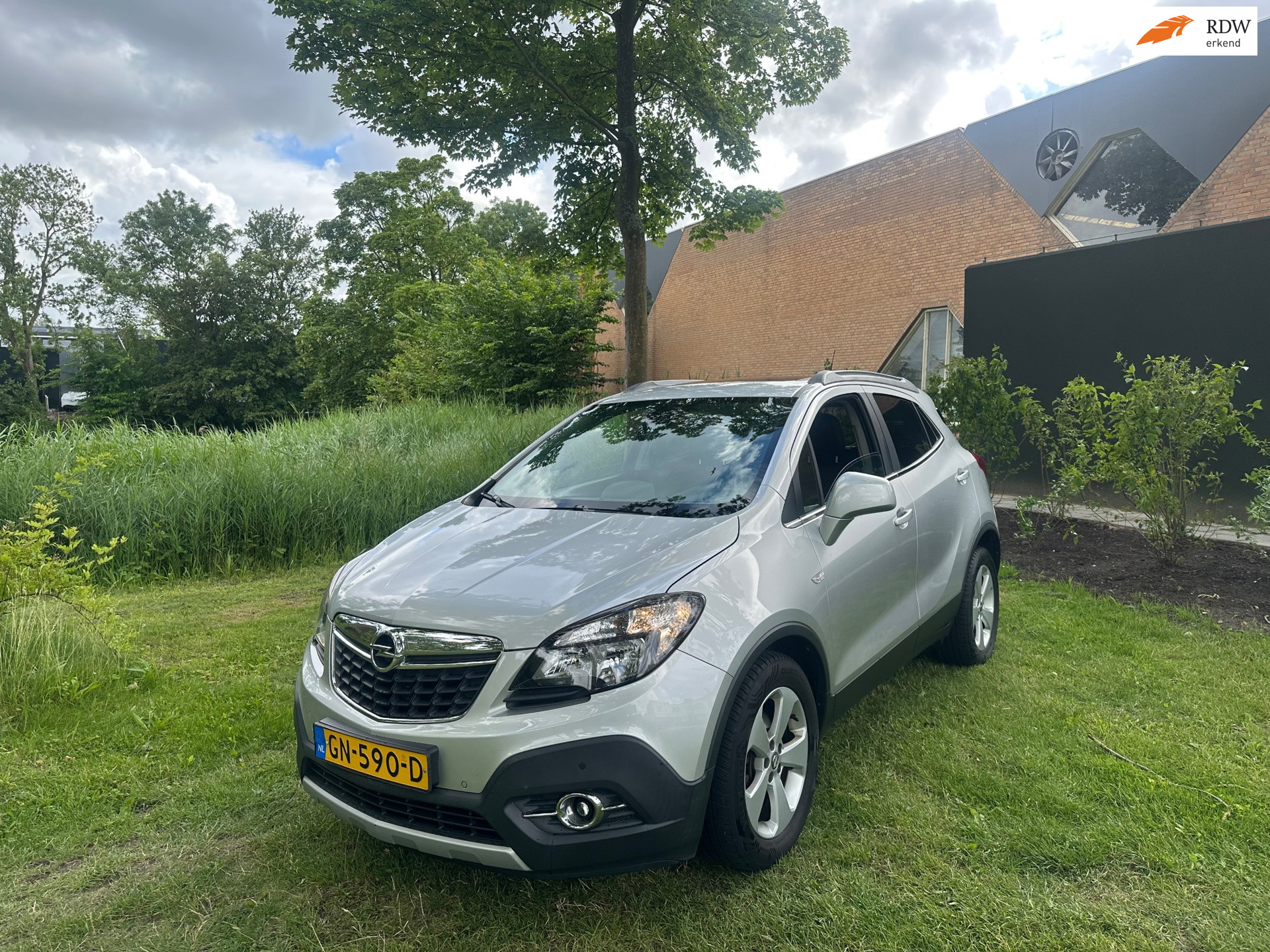 Opel Mokka 1.4 T Cosmo Airco Pano Full Option 2015 - voorkant