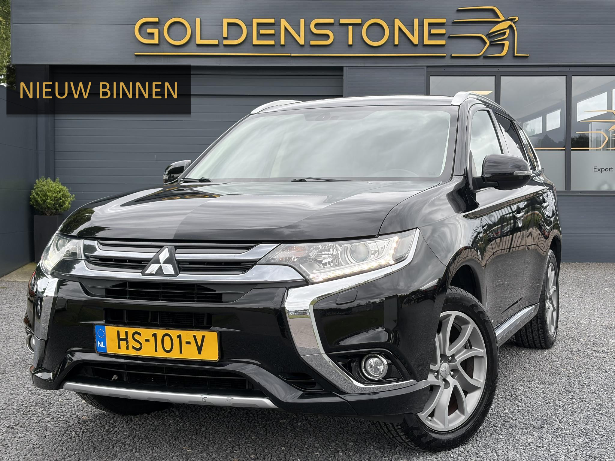 Foto van MITSUBISHI MITSUBISHI OUTLANDER
