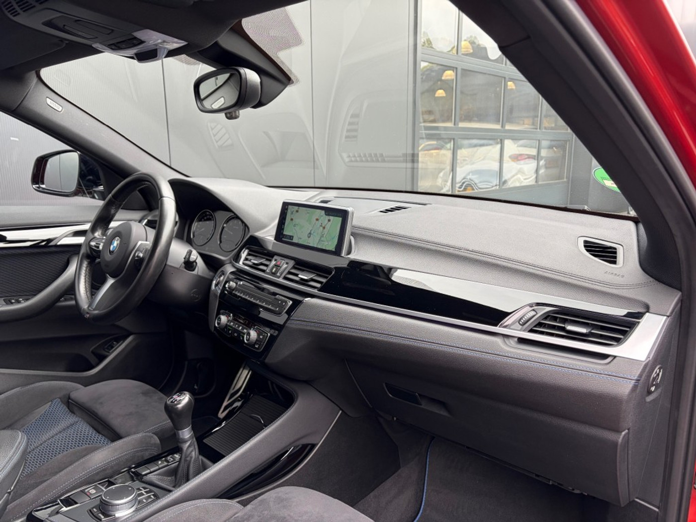 Foto van BMW X2 Sdrive18i