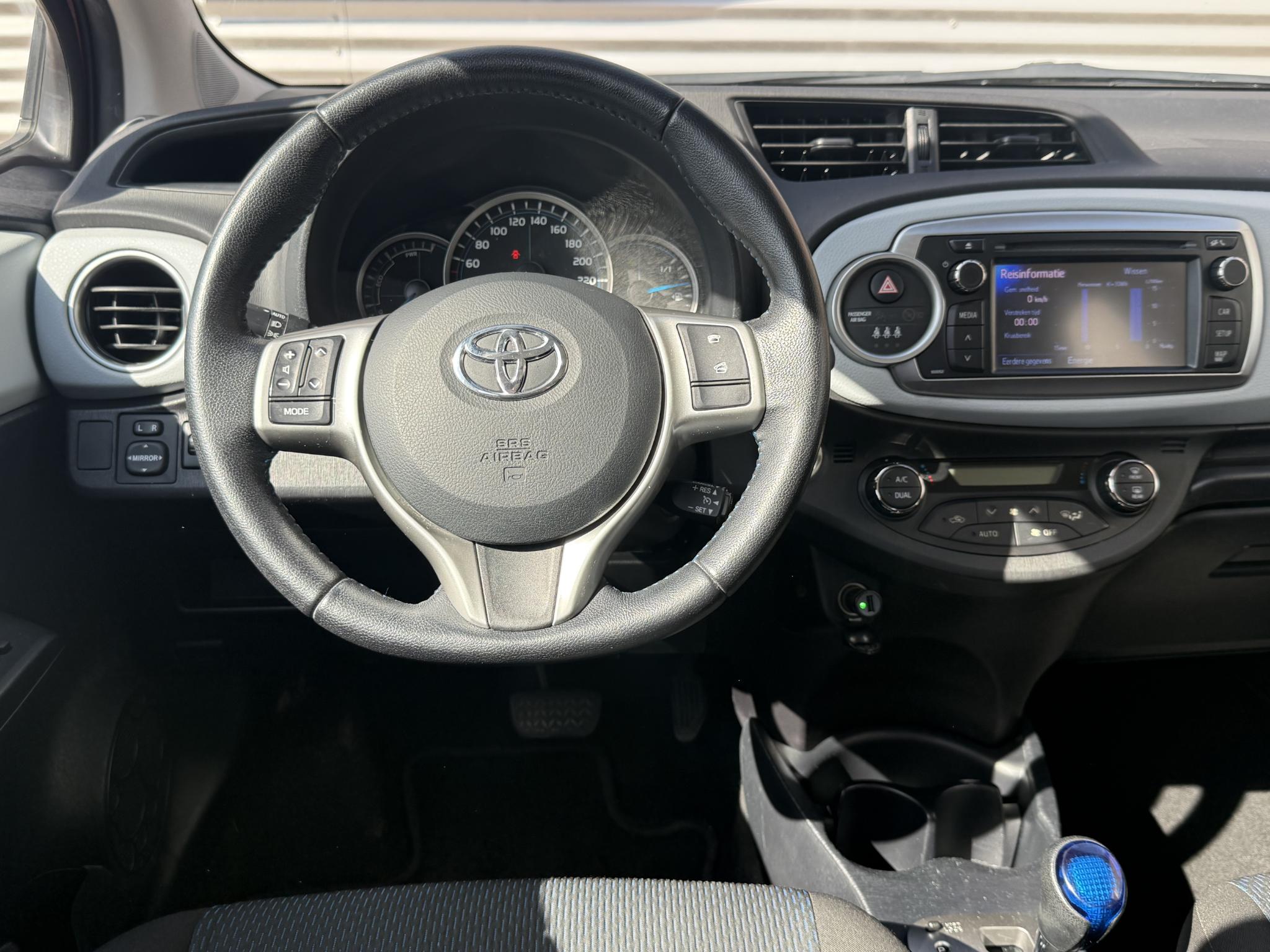 Foto van Toyota Toyota Yaris Hybrid