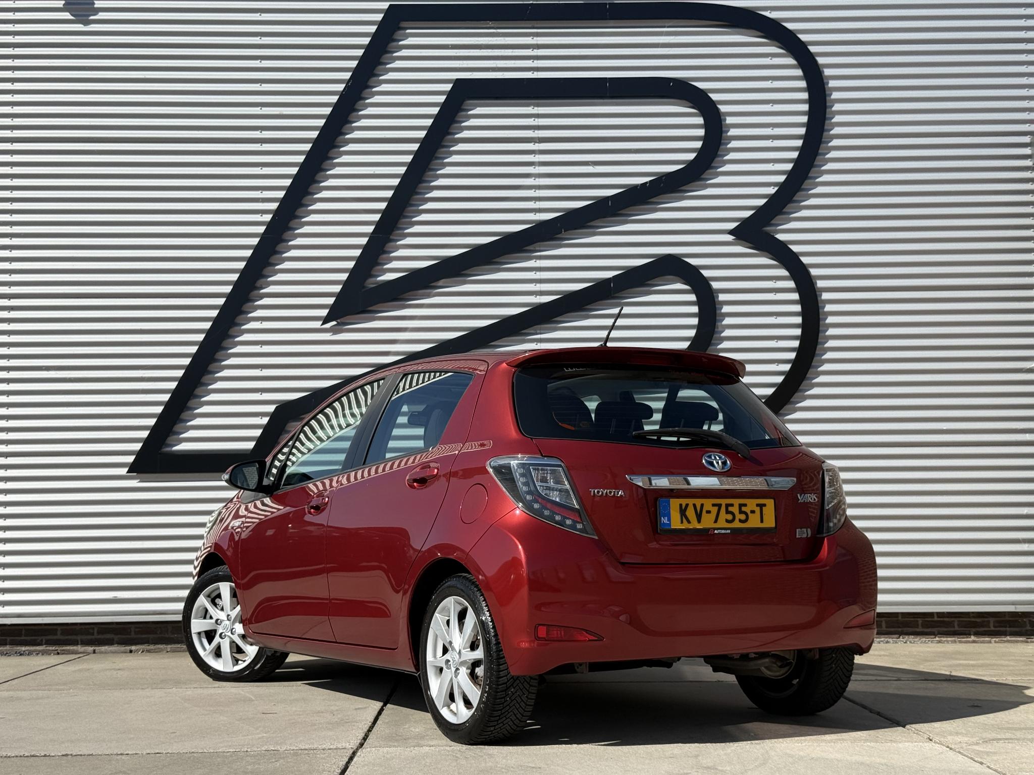 Foto van Toyota Toyota Yaris Hybrid