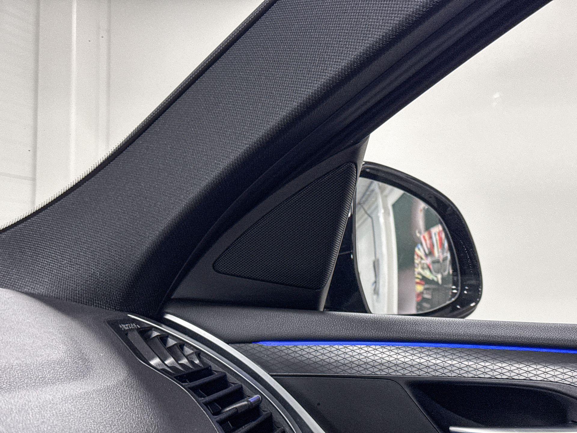 Foto van BMW X4 Xdrive20i