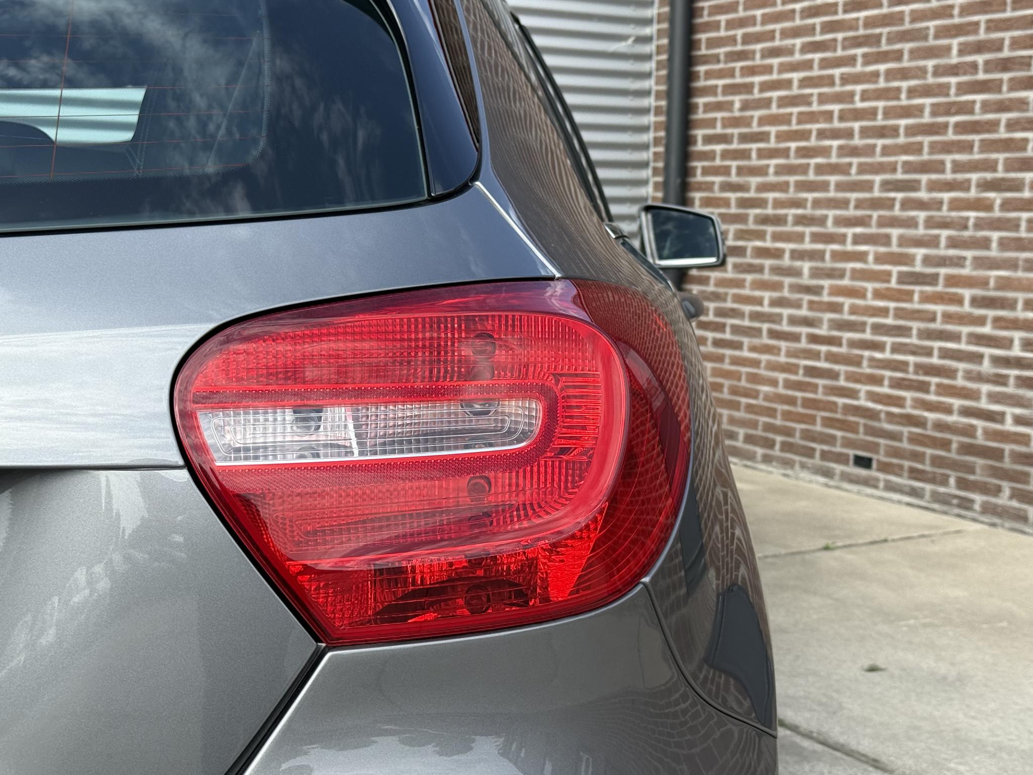 Foto van Mercedes-Benz A 180