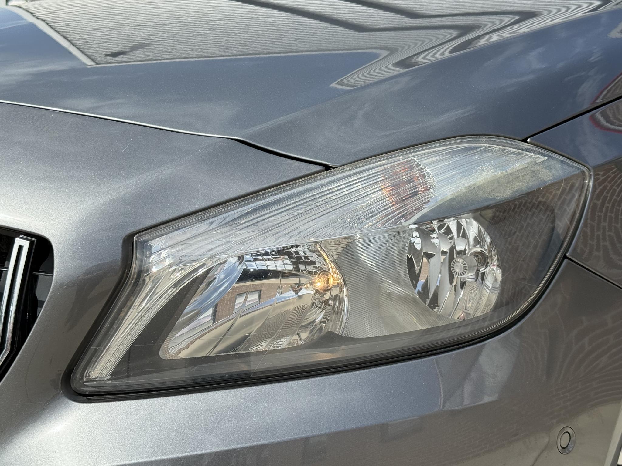 Foto van Mercedes-Benz A 180