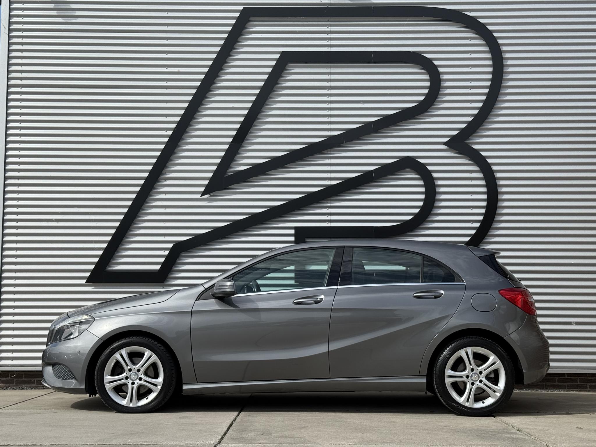 Foto van Mercedes-Benz A 180