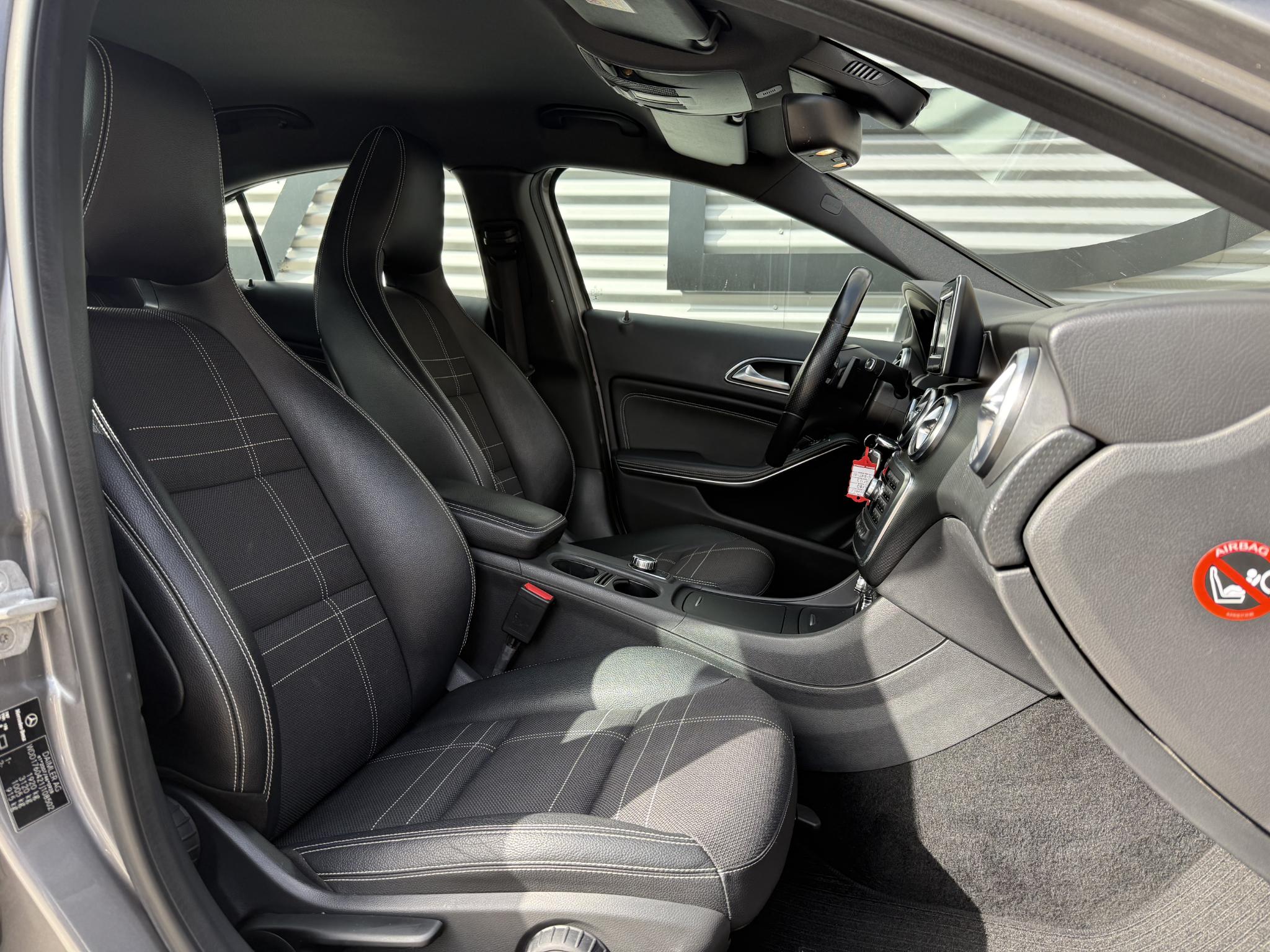 Foto van Mercedes-Benz A 180