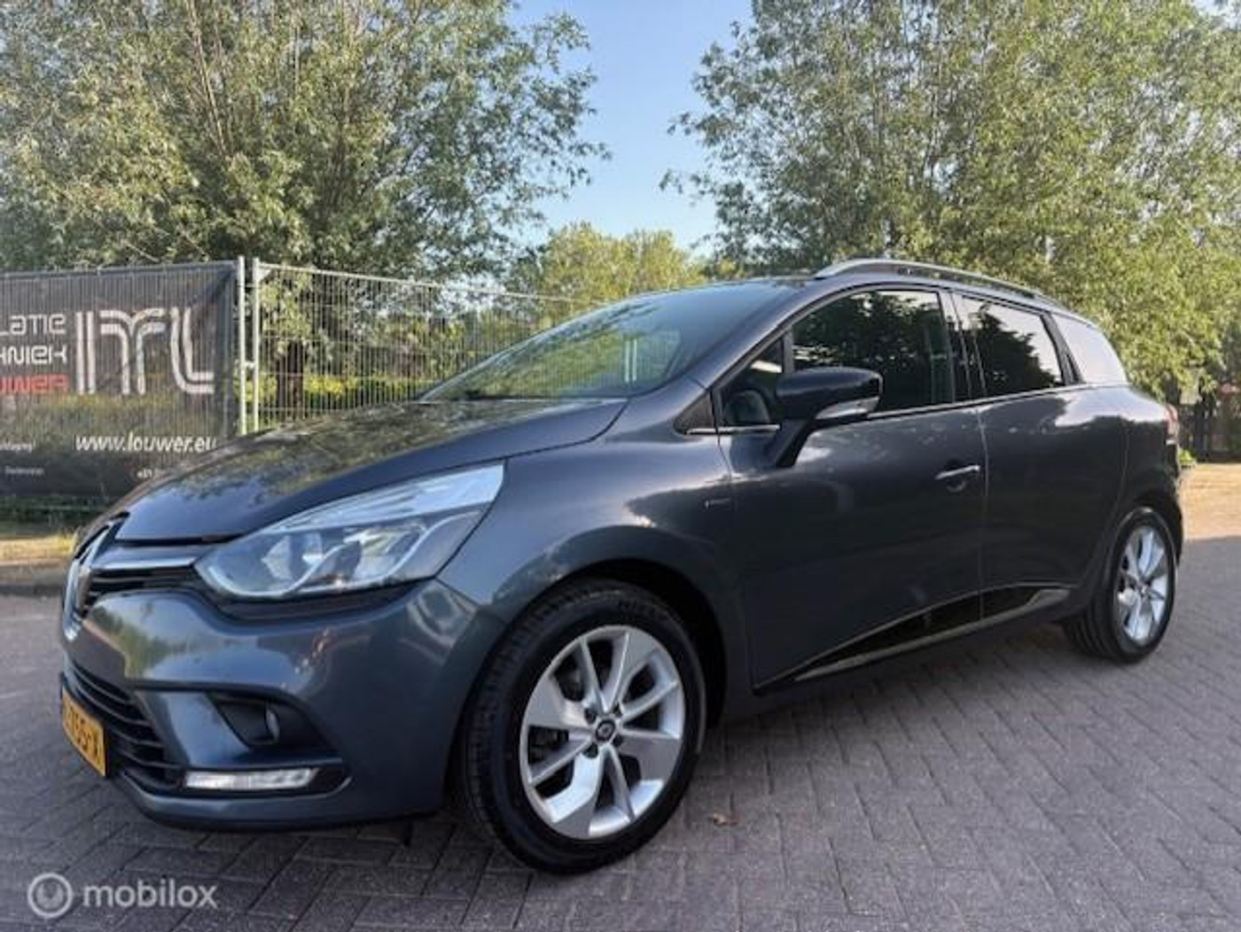 Renault Clio 1.5 dCi Ecoleader Limited NEW APK 2017 - voorkant