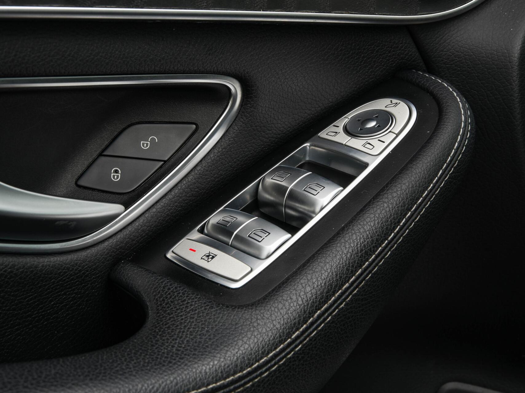 Foto van Mercedes-Benz GLC 220 D 4Matic