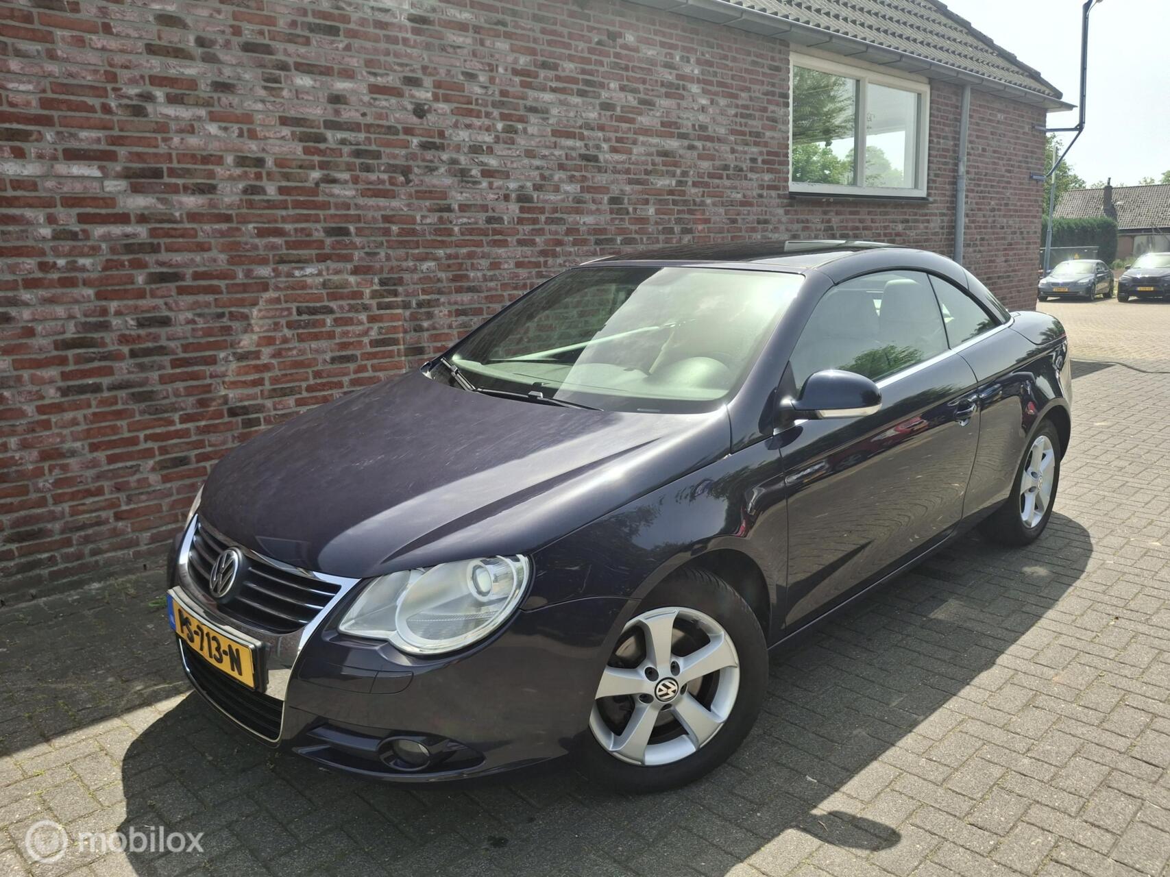 Foto van VOLKSWAGEN EOS