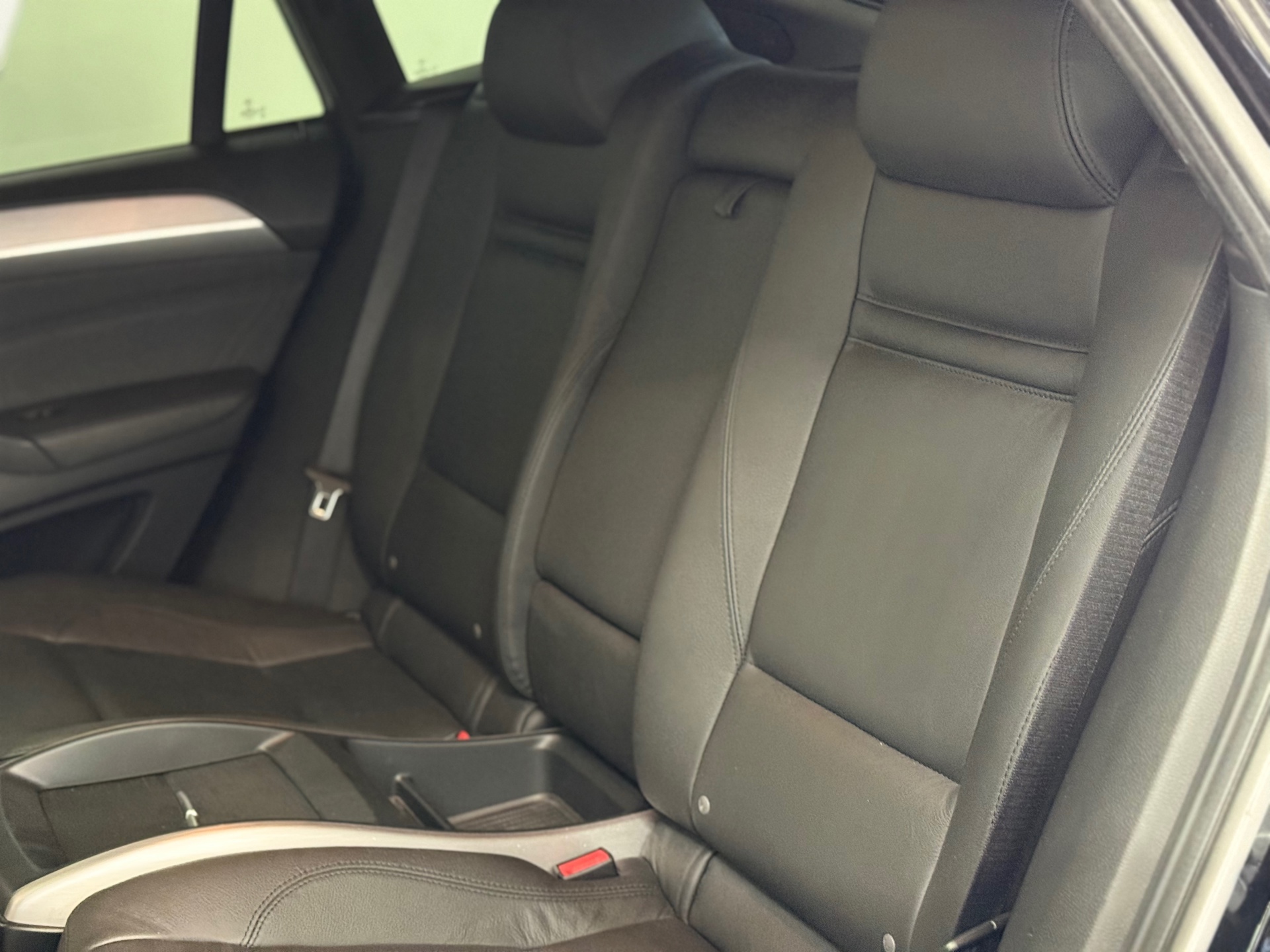 Foto van BMW X6 M50d